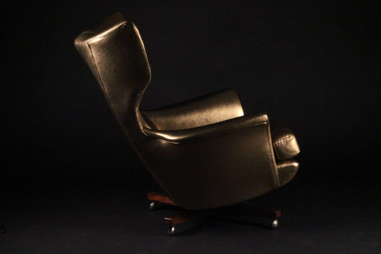 G Plan Lounge Chair and Ottoman Model 62 'Blofeld' For Sale at 1stDibs