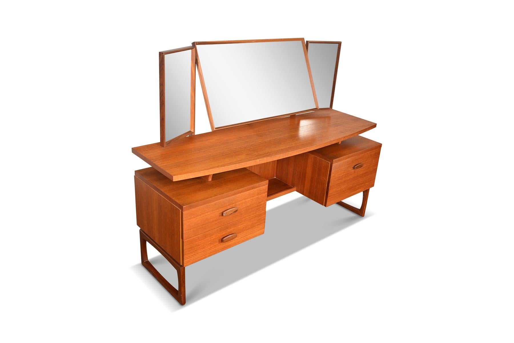 G Plan Quadrille Vanity / Secretary in Teak with Articulating Mirrors In Good Condition In Berkeley, CA