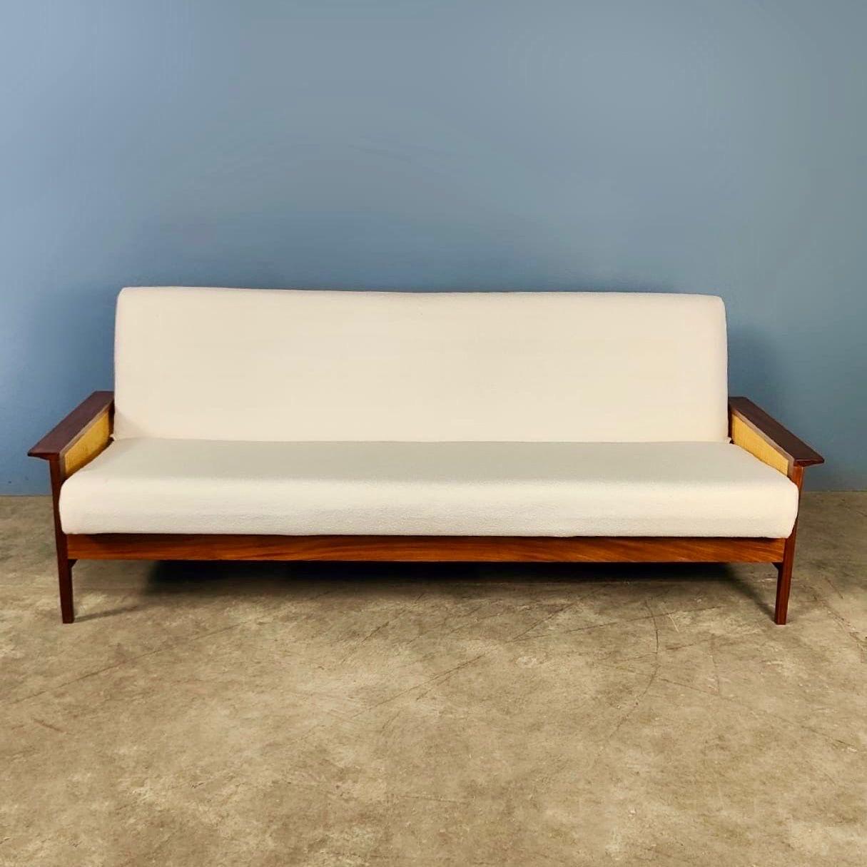 New Stock ✅

1960s G Plan Group 3 Three Seater Sofa Bed Designed by Richard Young of Merrow Associates

Produced by G Plan and designed by Richard Young in the early 1960s, a beautiful and highly practical three seater sofa which folds down to