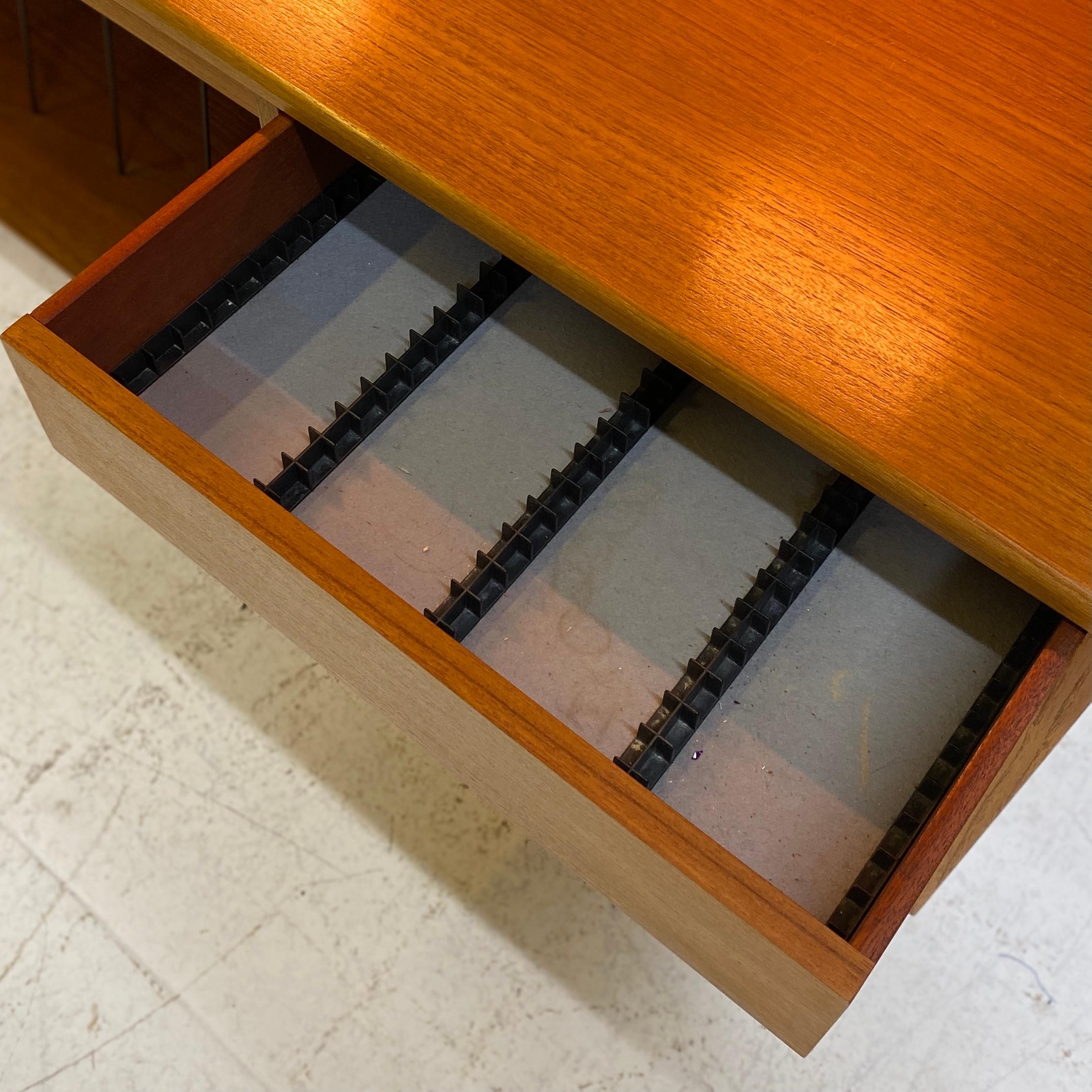 G Plan Wall Unit Decks & Vinyl Cabinet 2