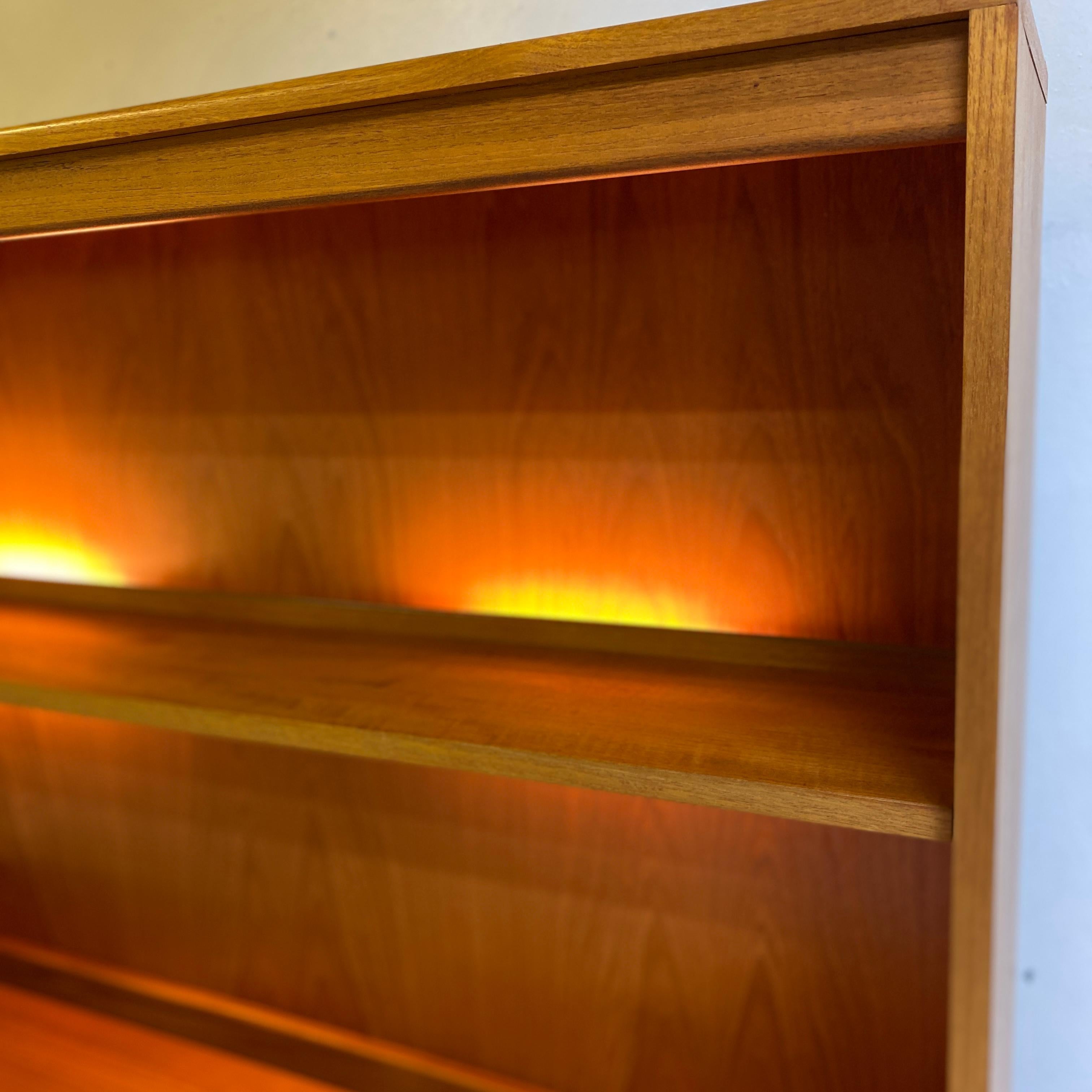 G Plan Wall Unit Decks & Vinyl Cabinet In Good Condition In Otley, GB