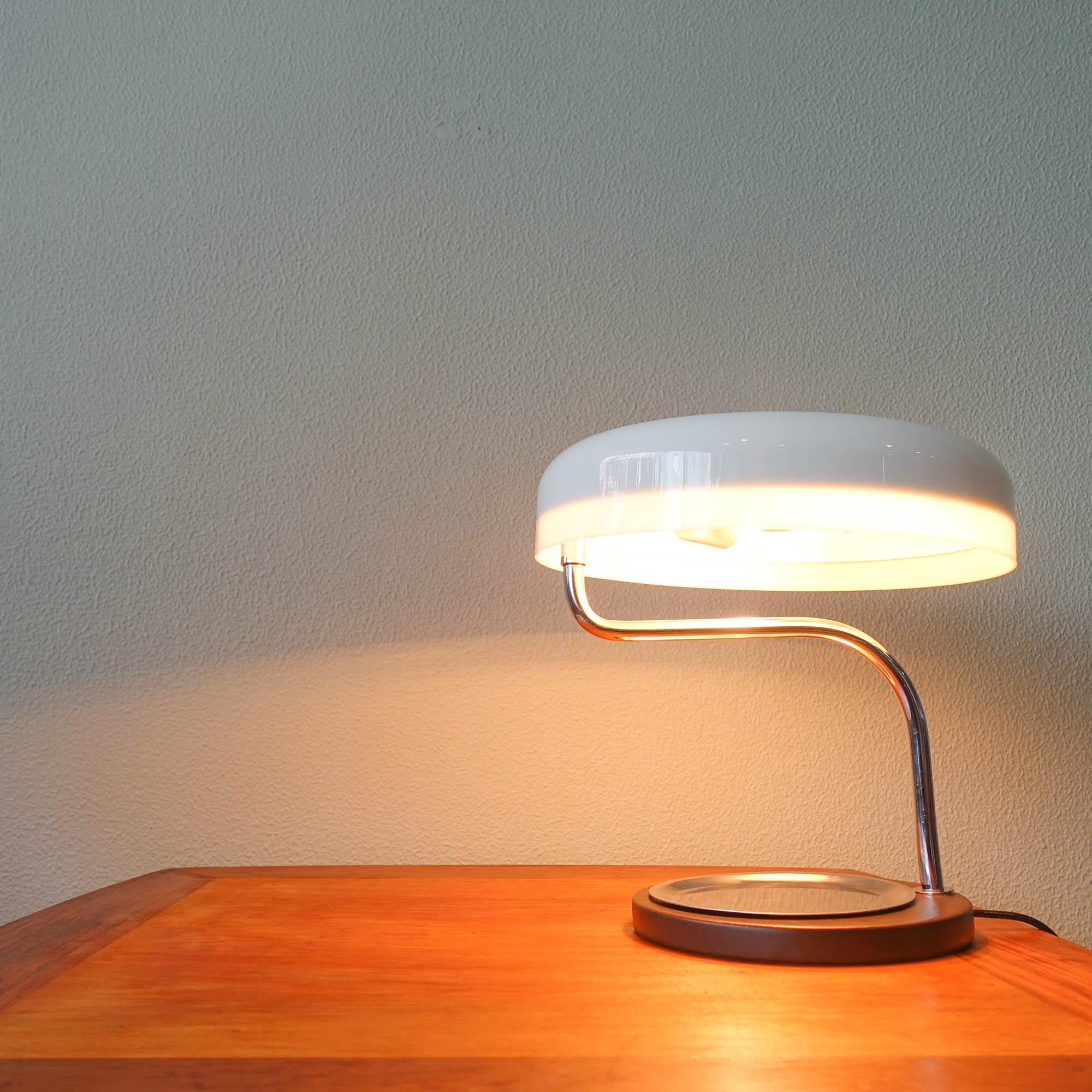 G. Scolari Table Lamp for Metalarte, 1973 For Sale 5