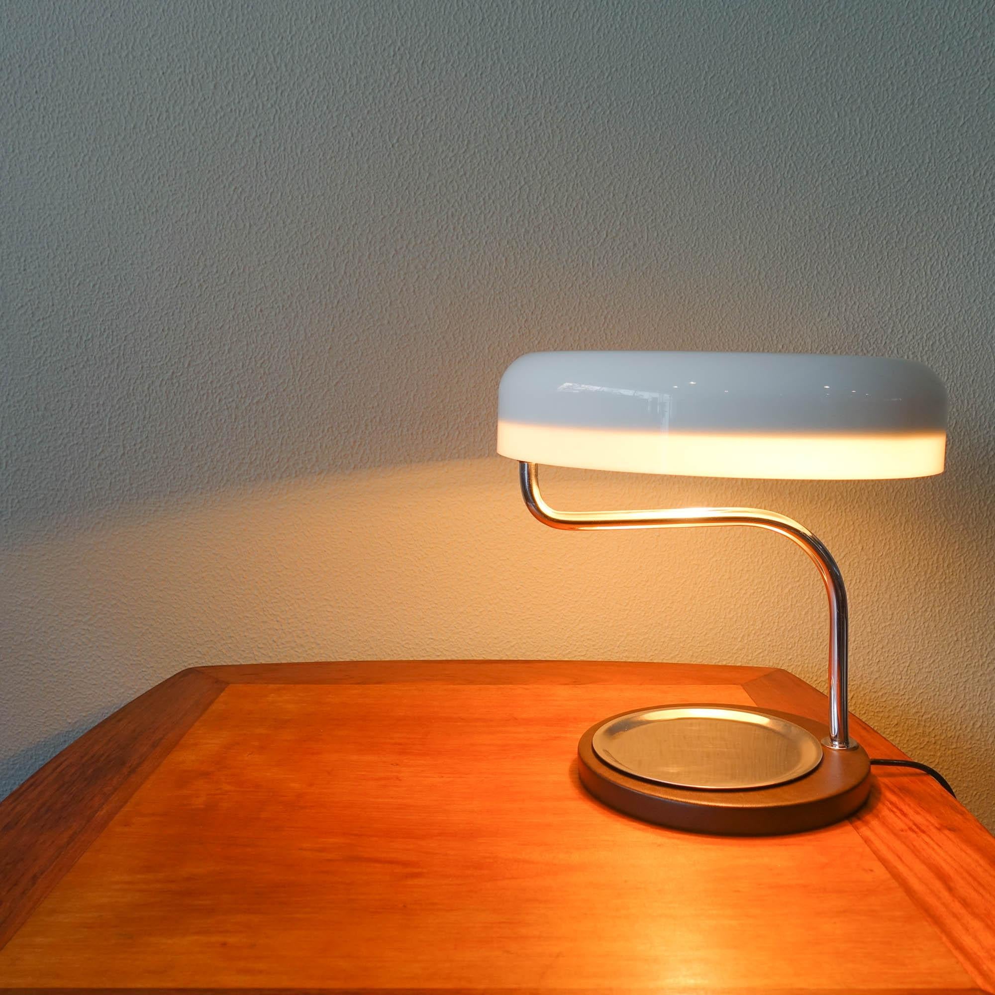 G. Scolari Table Lamp for Metalarte, 1973 In Good Condition For Sale In Lisboa, PT