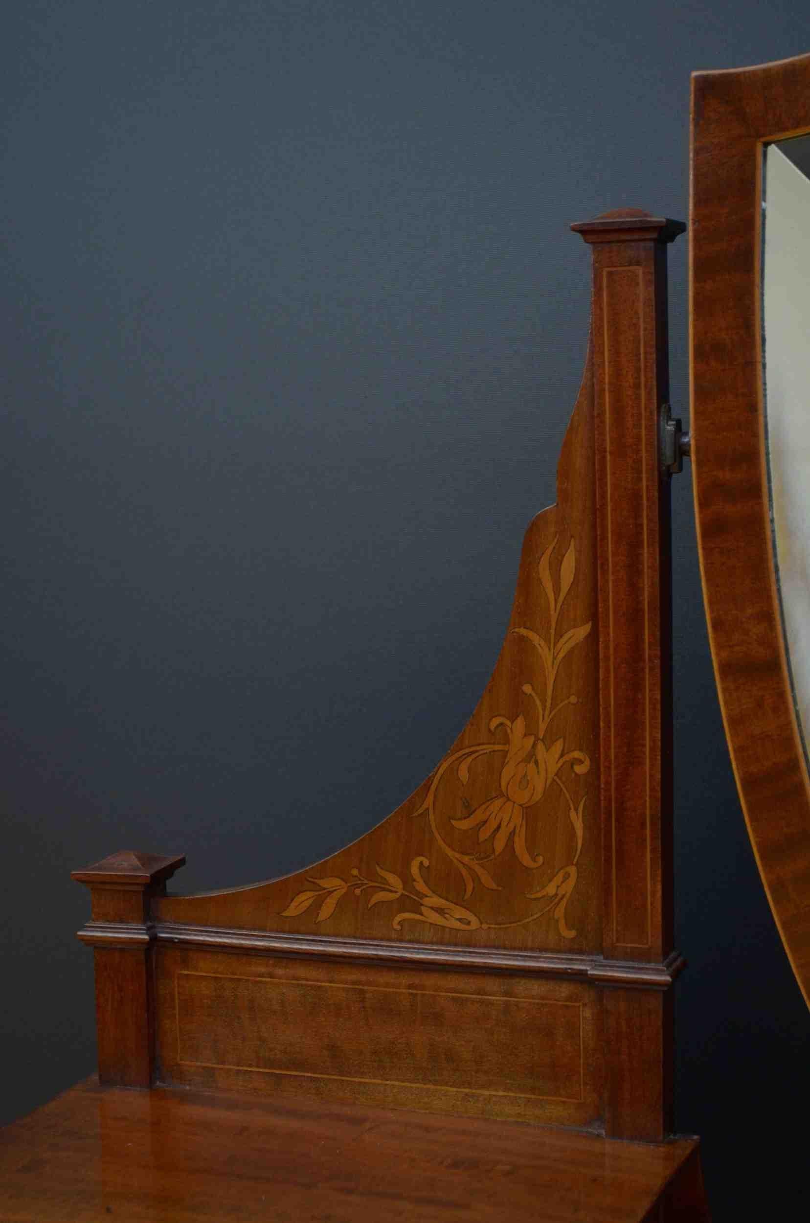 G. T. Harris Mahogany Dressing Table In Good Condition In Whaley Bridge, GB