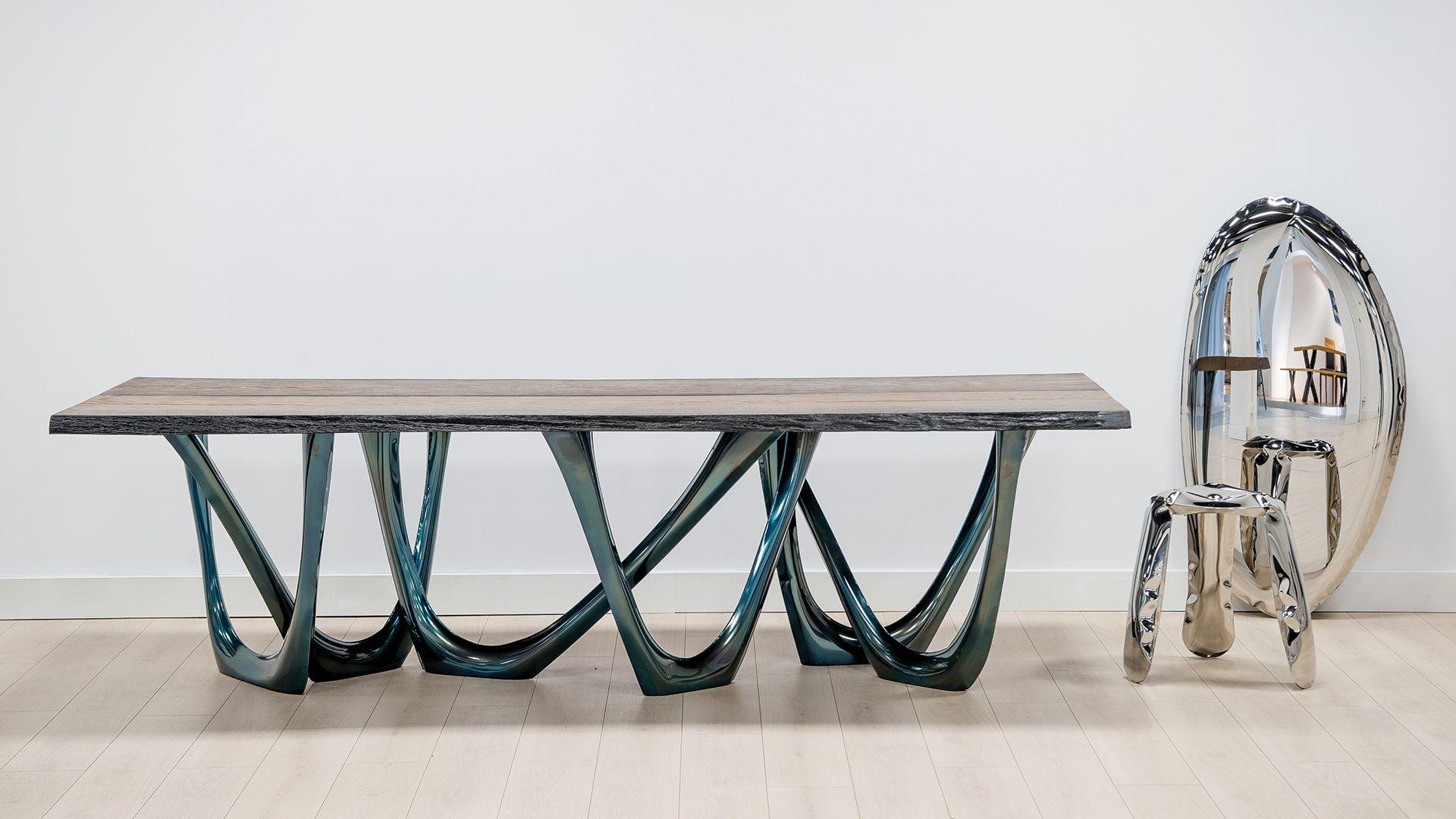 Mesa G con tablero de roble antiguo azul cósmico by Zieta en Nuevo estado para la venta en Beverly Hills, CA