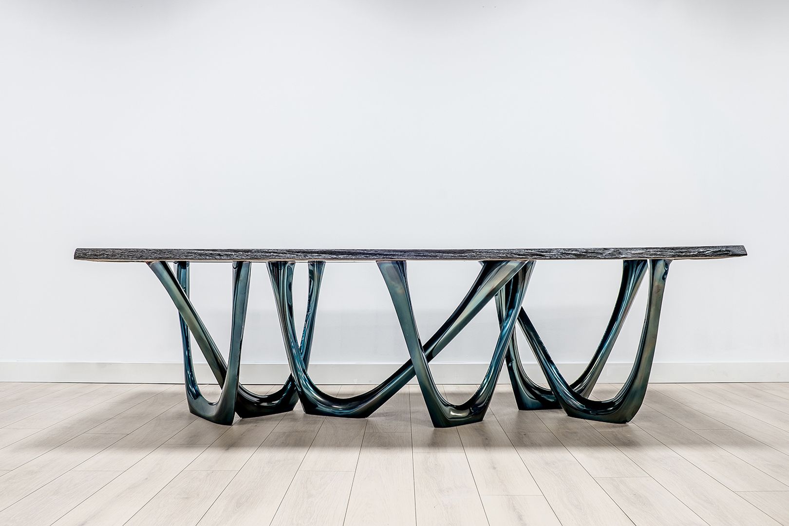 G-Table Tavolo con piano in Oak Oak Antico Blu Cosmico di Zieta