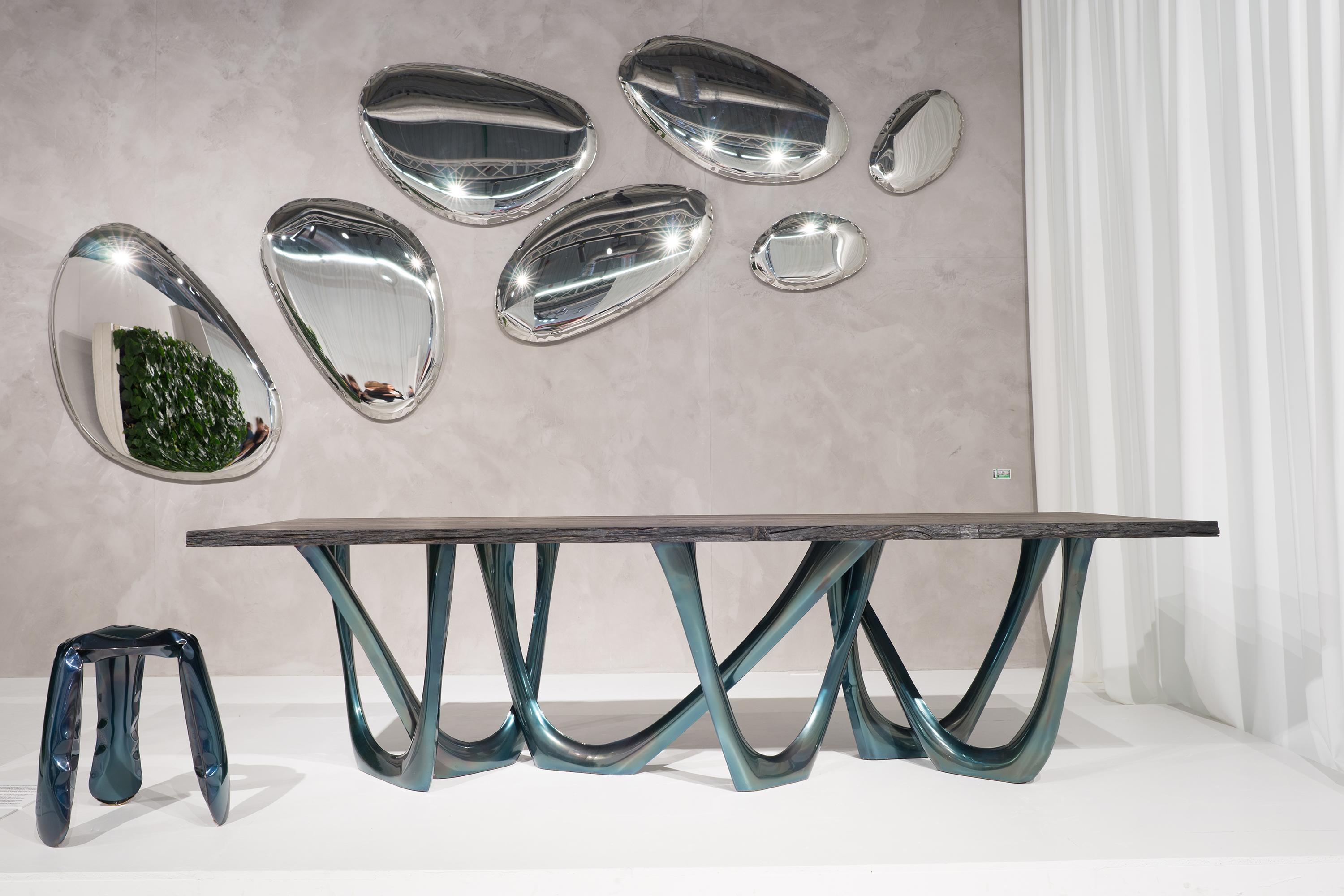 Acier Table G-Table Cosmos en chêne ancien avec base en acier au carbone bleu cosmique de Zieta en vente