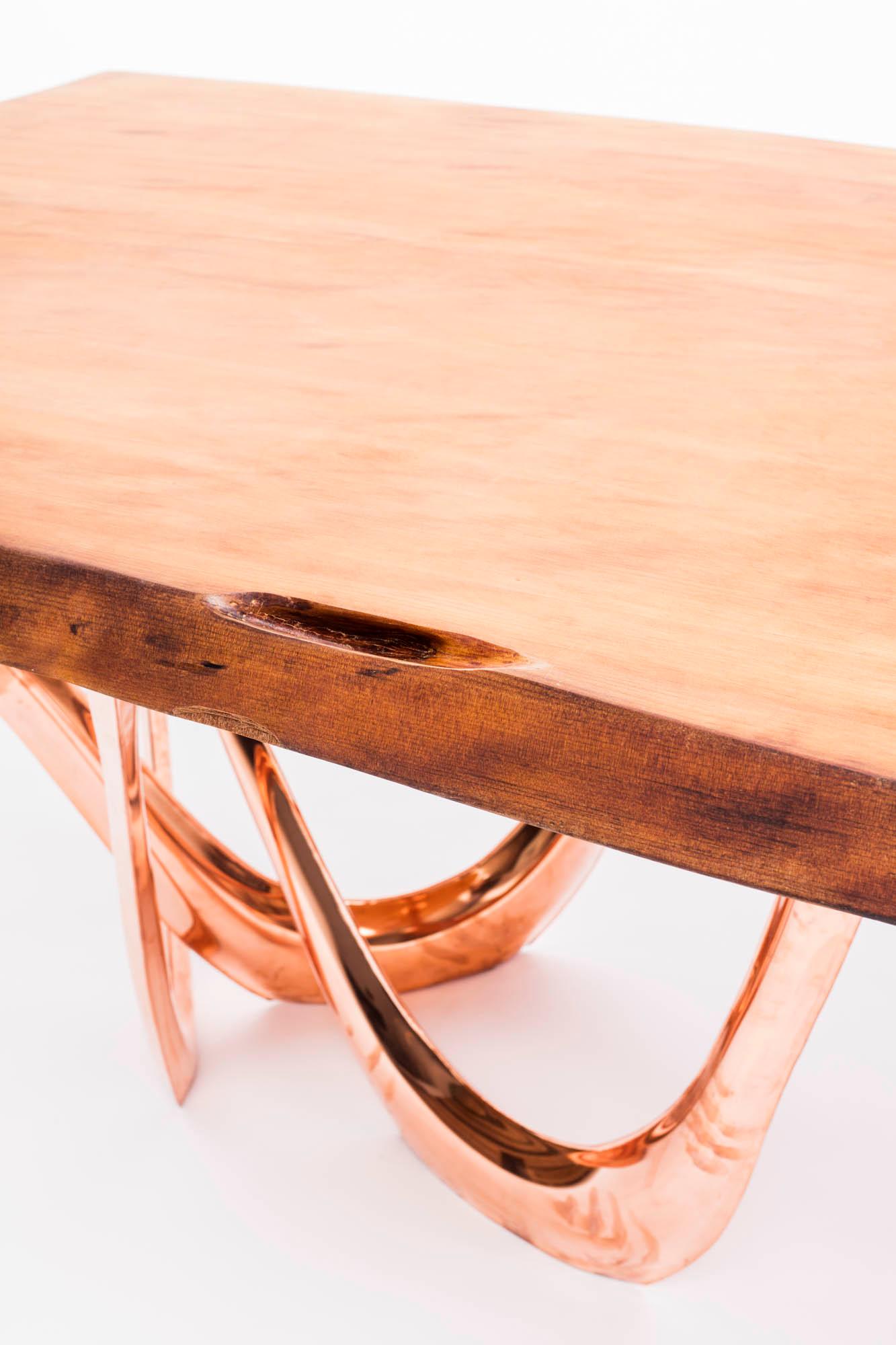 Table G-Table CU+K en acier laqué cuivre avec plateau en bois Kauri de Zieta en vente 1
