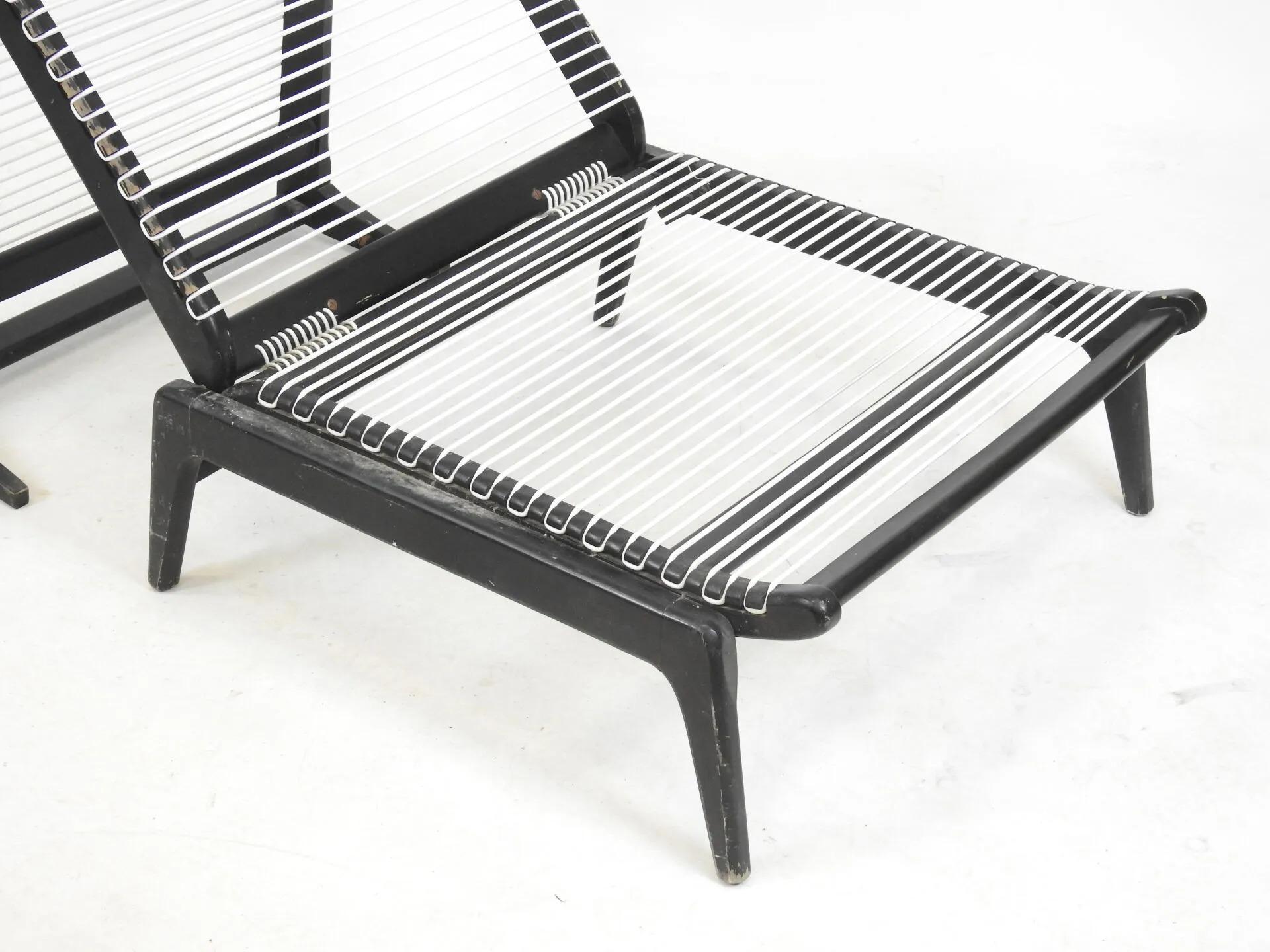 G. TIGIEN fauteuil cabriolet en bois laqué, édition La Maison Europeenne, 1964.
Corde en métal avec plastique blanc.
3 postes :  fauteuil, chaise de cheminée, lit de jour
lit de jour : 10,24 