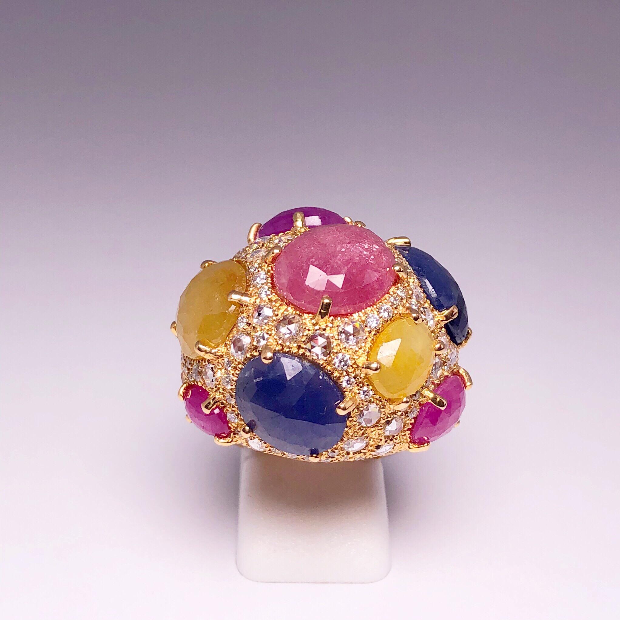 da uomo o donna Anello RG G. Verdi 18KT con 25,99 carati di zaffiri multicolore e diamanti in vendita