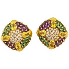 G. Verdi 18 carats. Or jaune, 0,94 carat Boucles d'oreilles en diamants, saphirs et semi-précieux