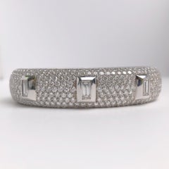 G. Verdi for Cellini 18 Karat Gold and 10.13 Carat Diamond Pave Bangle