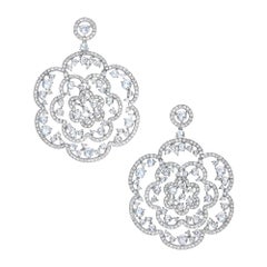 G. Verdi pour Cellini, or 18 carats taille rose 14,21 carats. Boucles d'oreilles pendantes dentelle et diamants