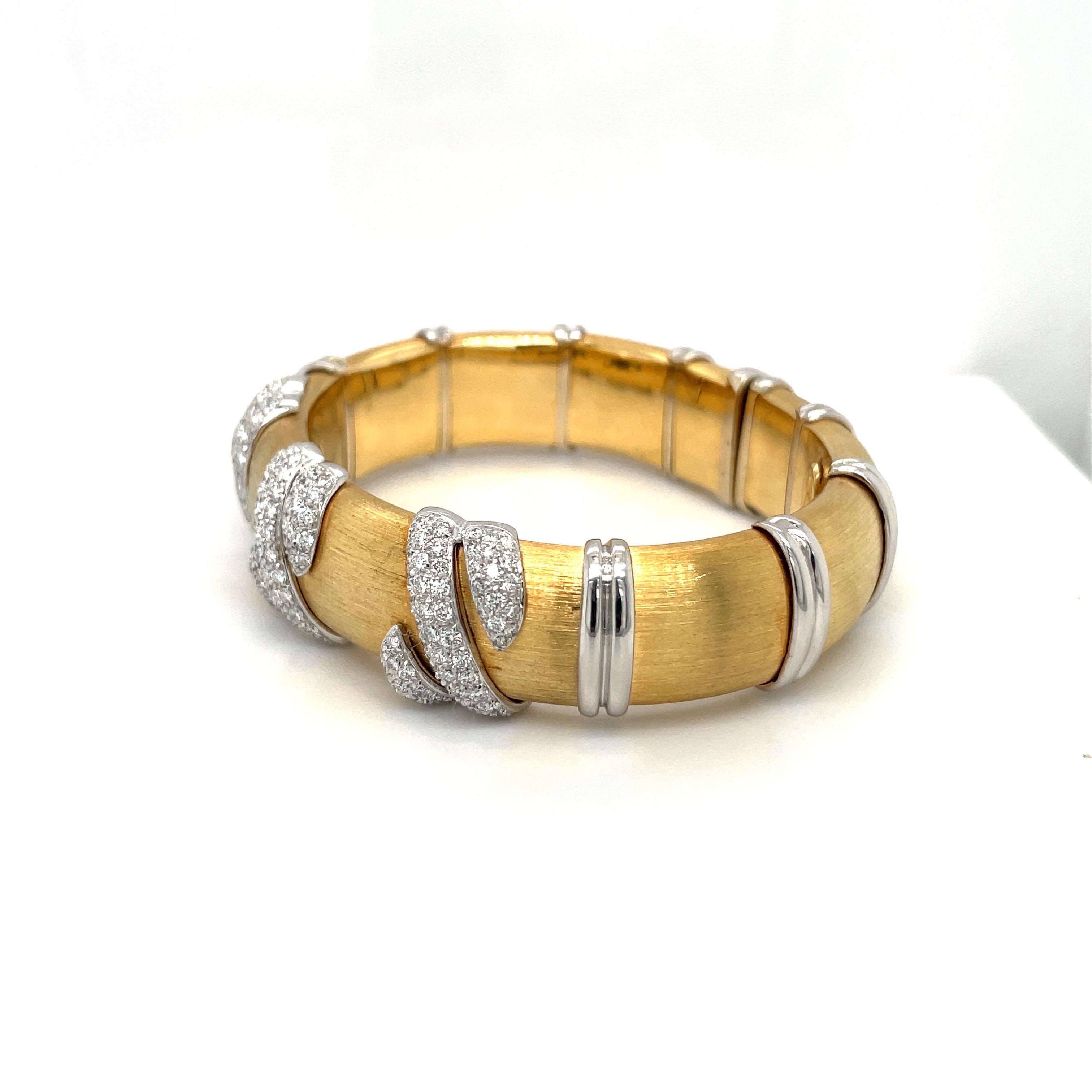 G. Verdi 18kt Yellow Gold and Diamond 2.51ct. Cuff Bracelet In New Condition In New York, NY
