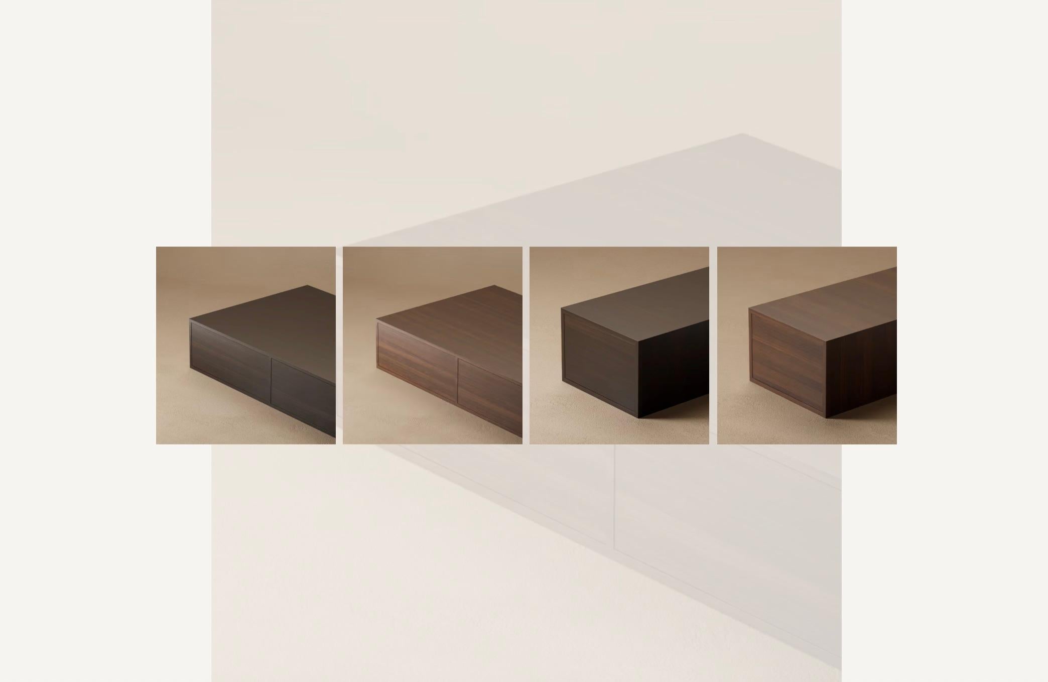 Fatto a mano G.05 Side Table with Drawers / Small / Natural Walnut by Lusano in vendita