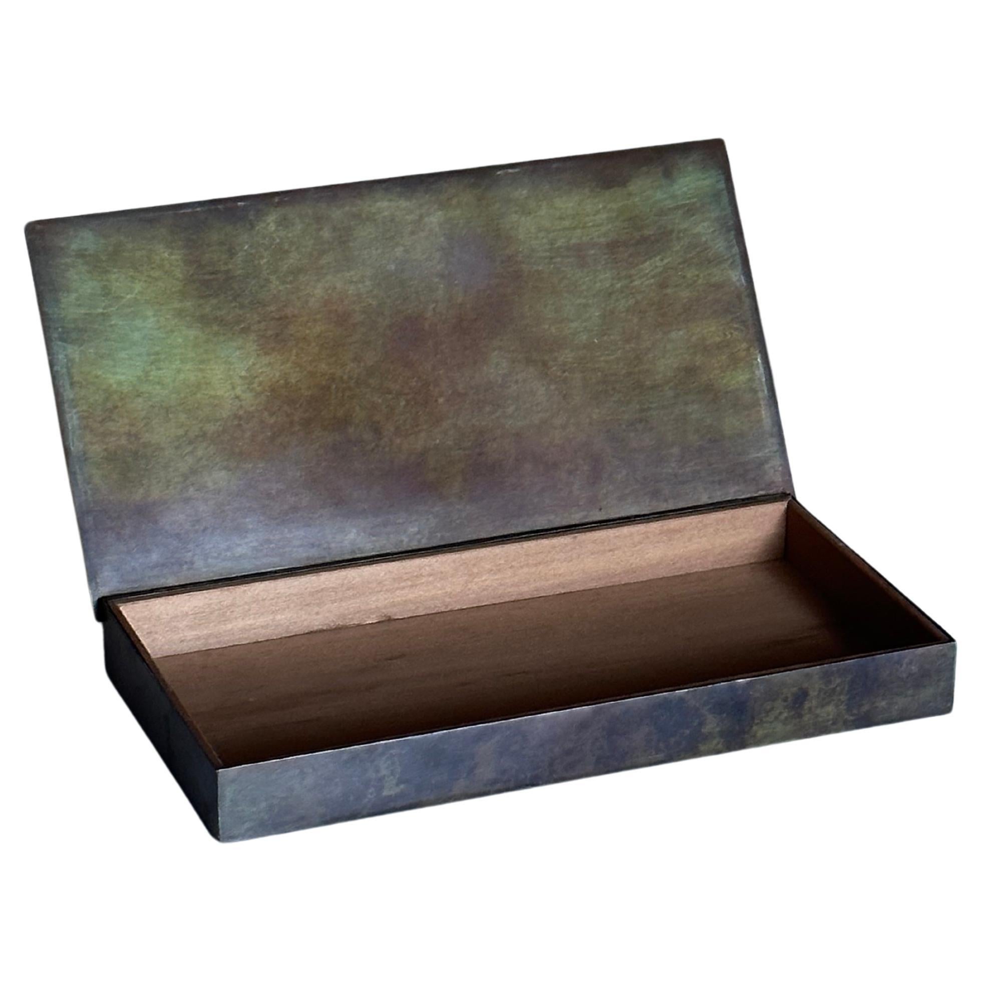 Boîte décorative Gab en bronze avec insert en bois en vente