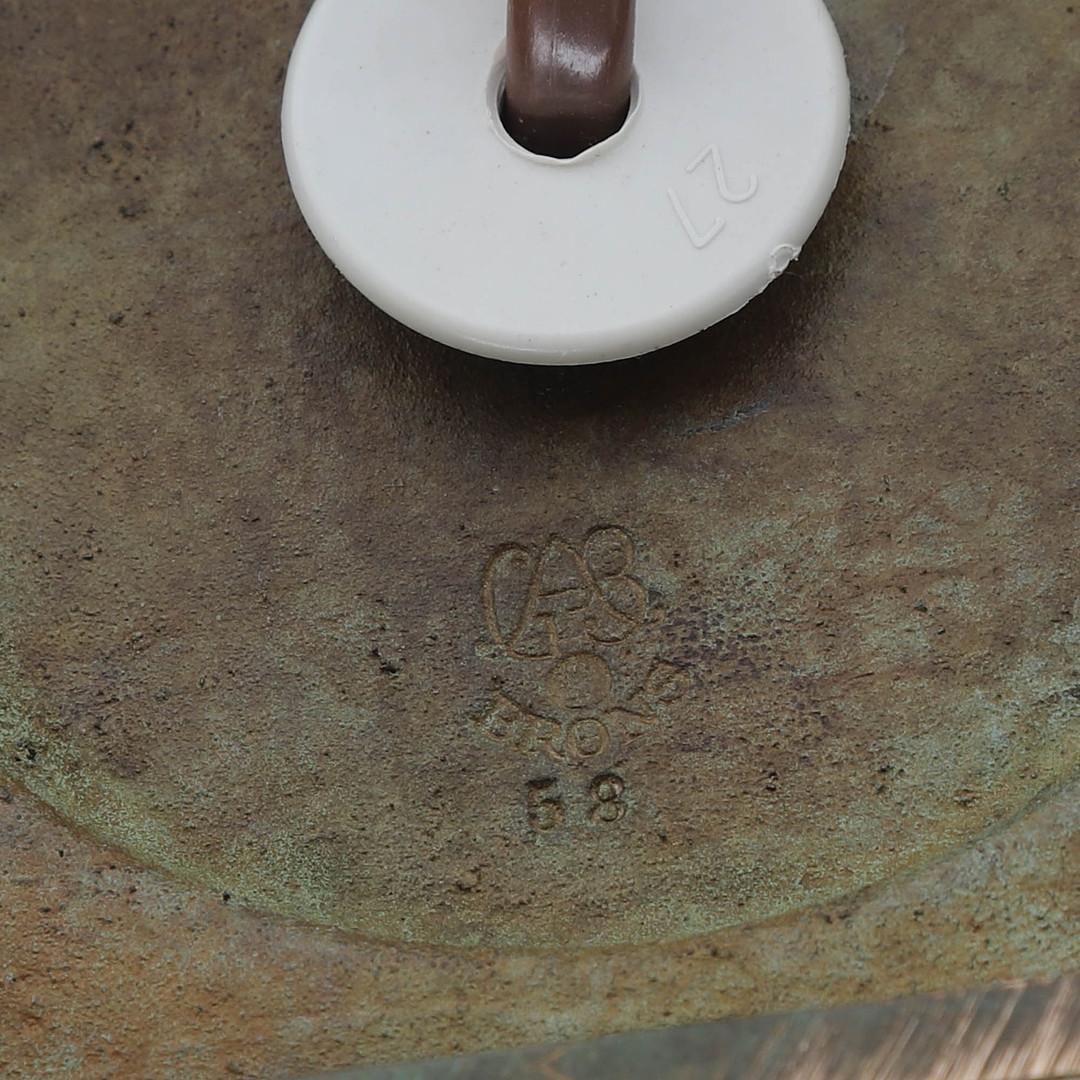 Swedish Modern Patinated Bronze Table Lamp by GAB Guldsmedsaktiebolaget, 1930s For Sale 1