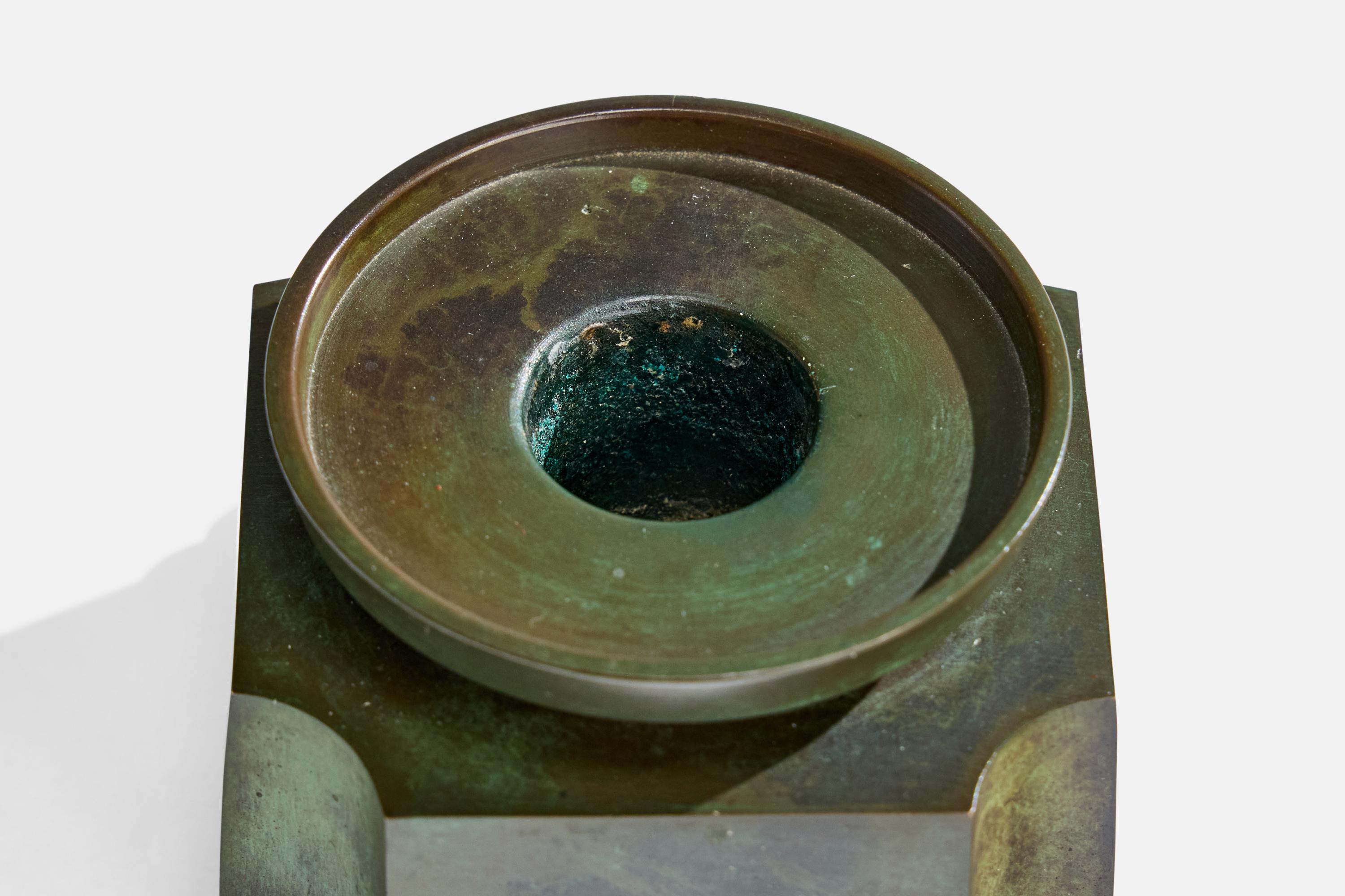 GAB Guldsmedsaktiebolaget, Kerzenleuchter, Bronze, Schweden, 1930er Jahre (Mitte des 20. Jahrhunderts) im Angebot