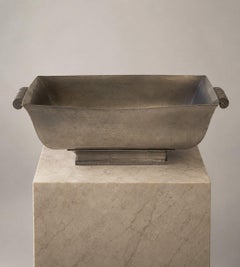 GAB Guldsmedsaktiebolaget (Art Déco sueco), 1933. Jardinera de peltre