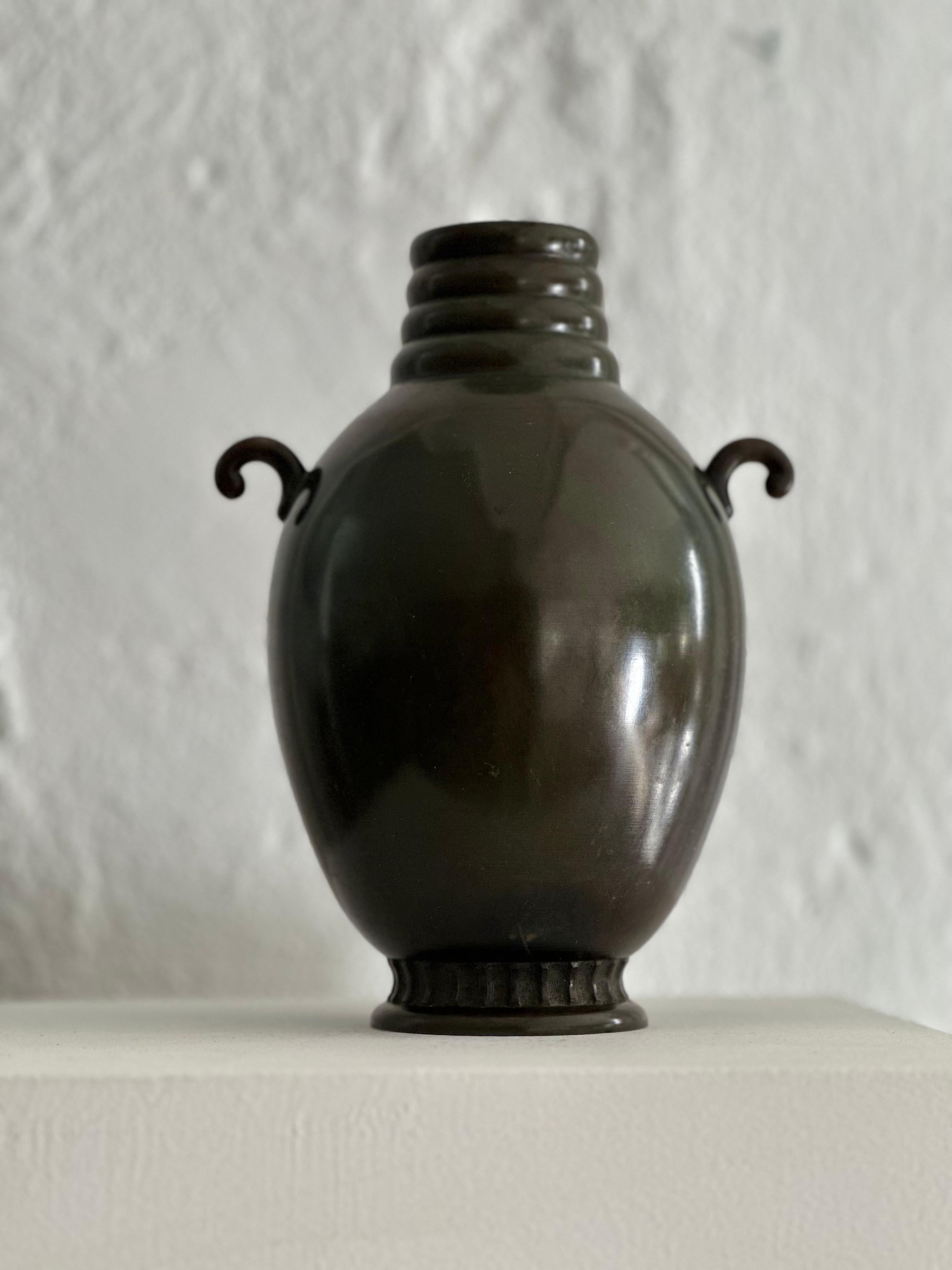 GAB Large Patinated Handled Bronze Vase, 160, 1930s, Sweden 4