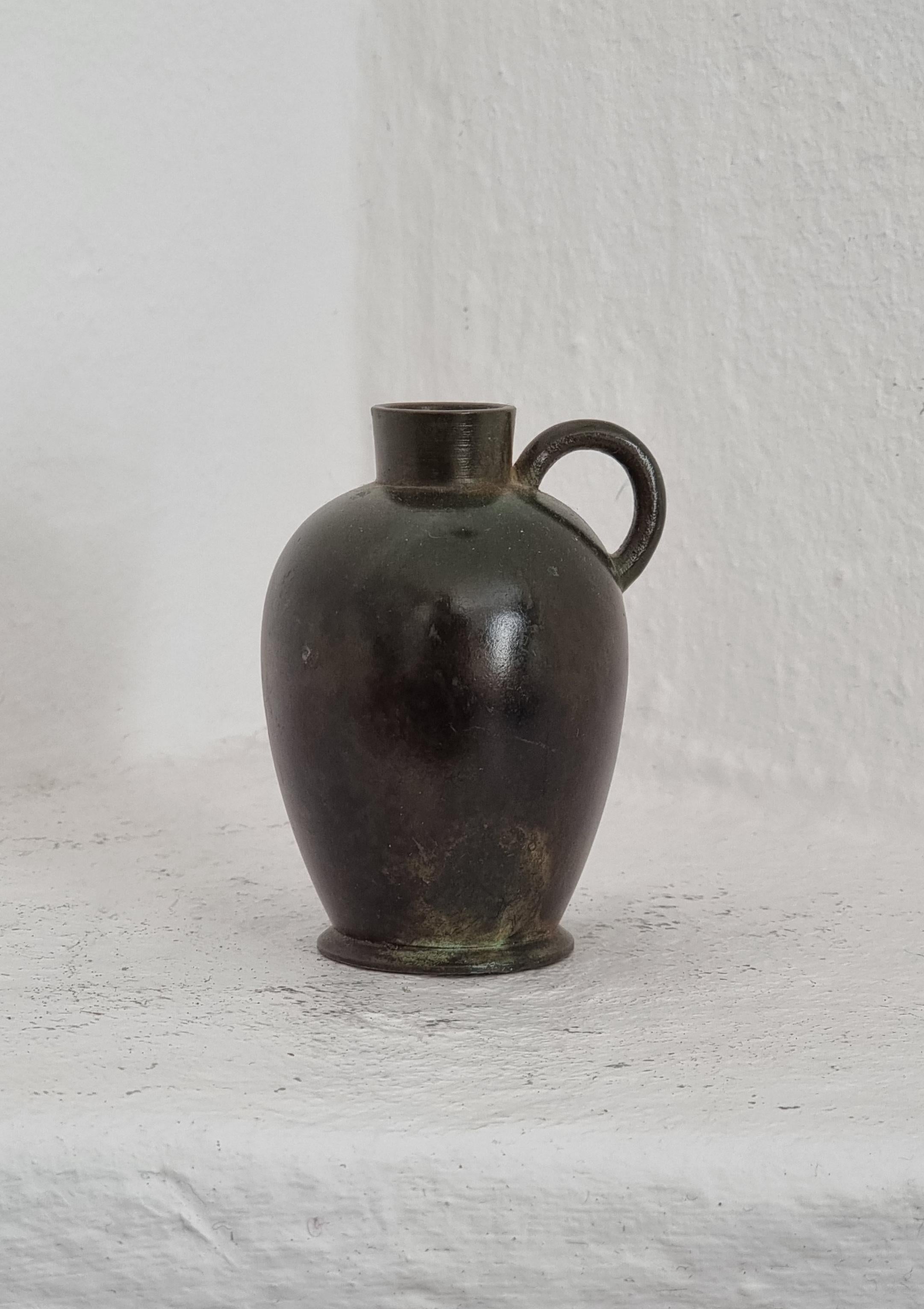 Bronze GAB, solid bronze vase, Swedish Grace / Art Deco 1920/30s For Sale