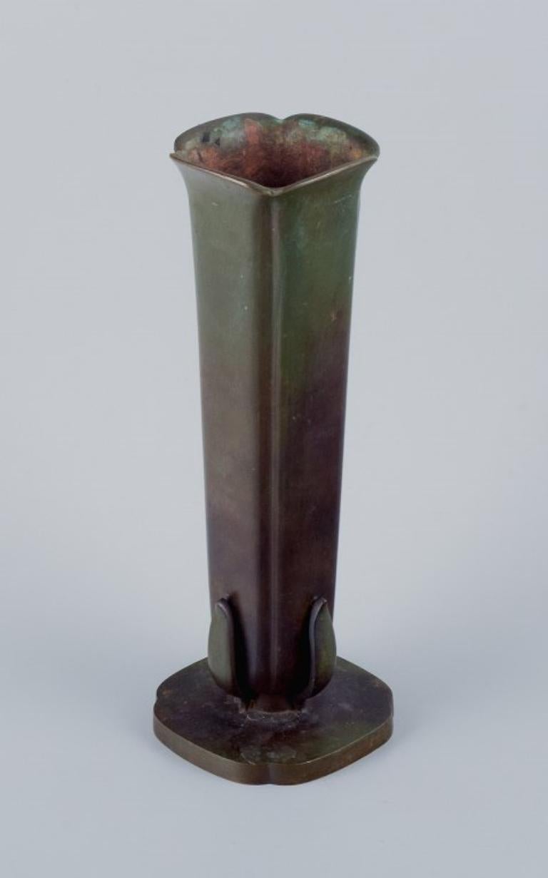Swedish GAB, Sweden, large Art Deco bronze vase. 1930s/40s. For Sale