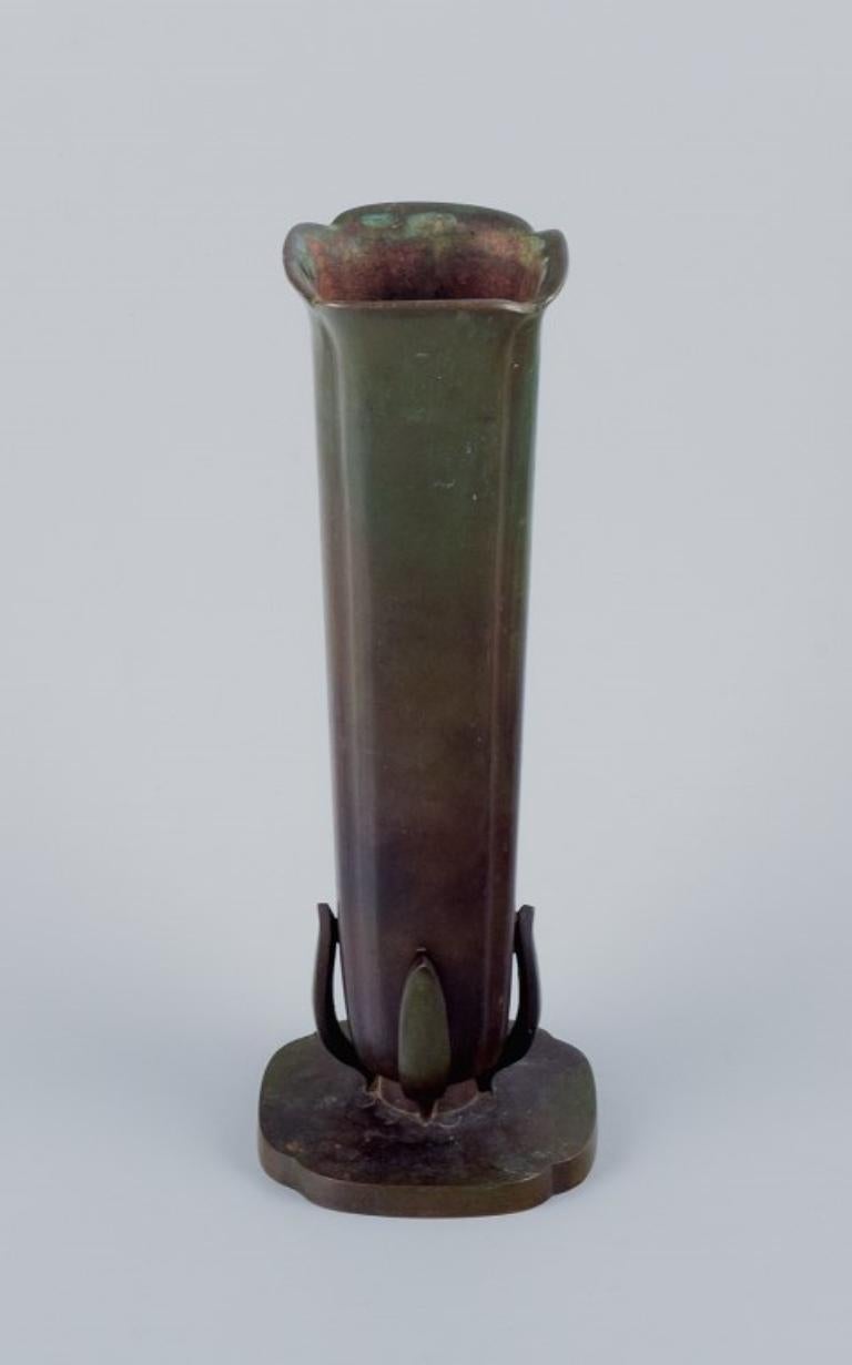 GAB, Sweden, large Art Deco bronze vase. 1930s/40s. In Good Condition For Sale In Copenhagen, DK