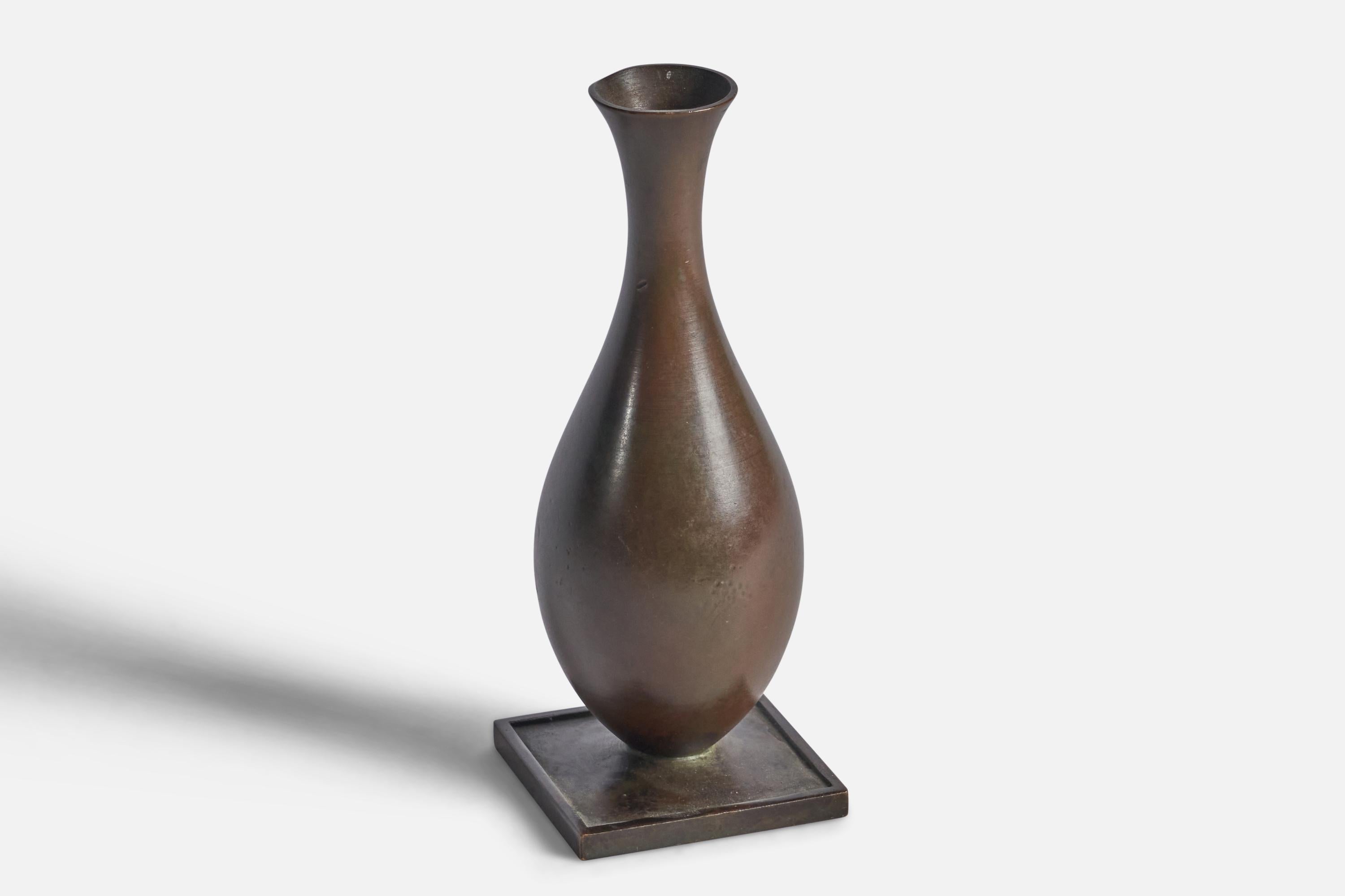 Scandinavian Modern GAB, Vase, Bronze, Sweden, 1930s For Sale