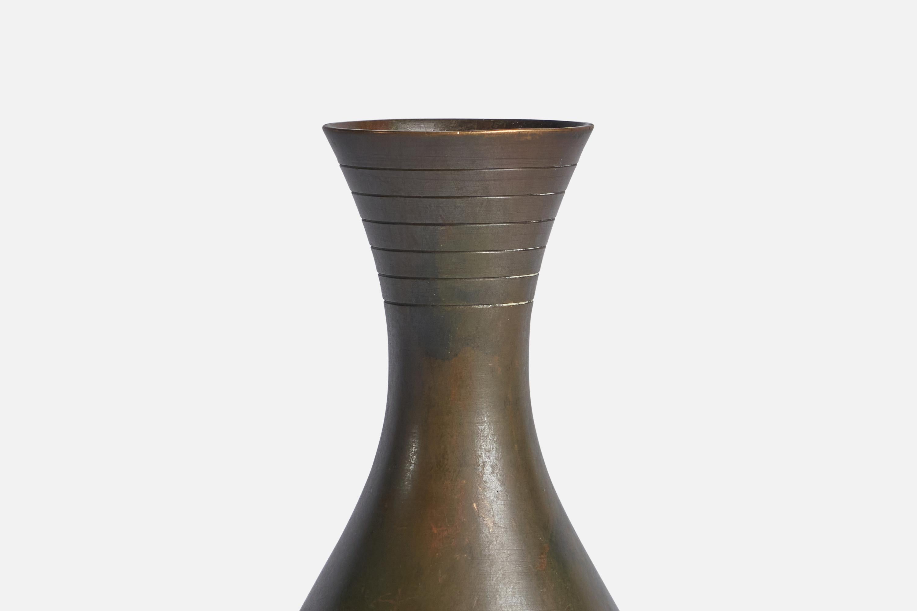 Suédois GAB, Vase, Bronze, Suède, Années 1930 en vente