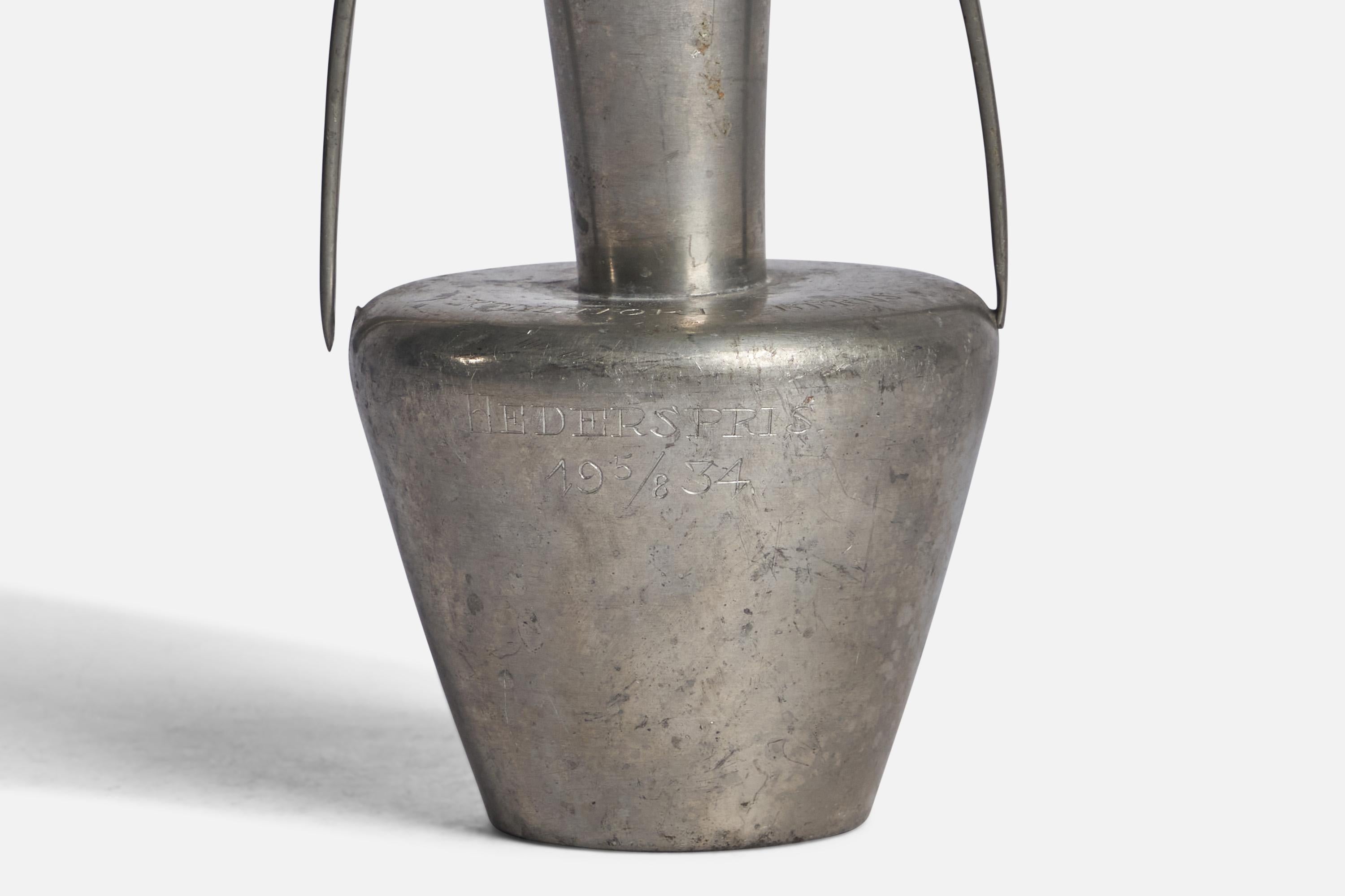 GAB, Vase, Pewter, Sweden, 1934 In Good Condition For Sale In High Point, NC