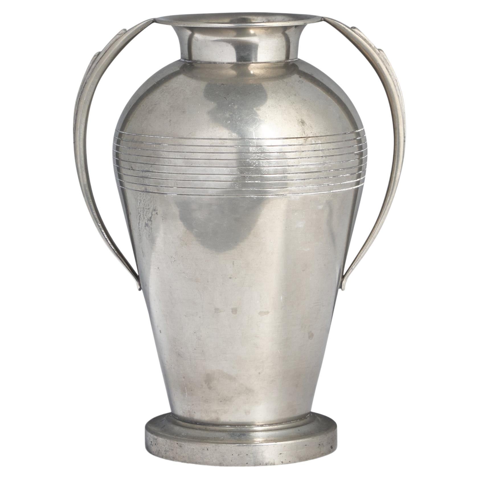 Pewter Vases and Vessels 160 For Sale at 1stDibs pewter vases