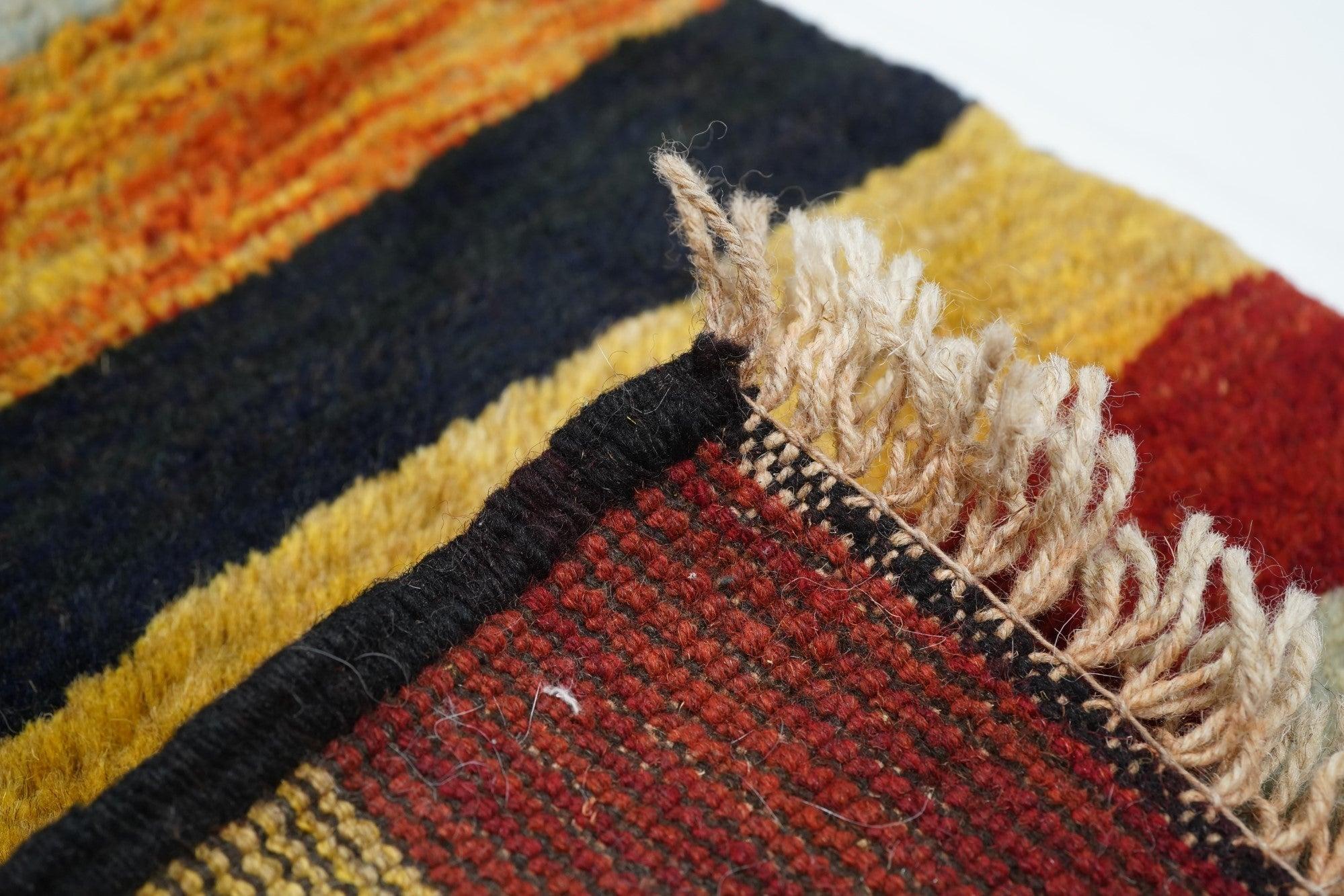 Gabbeh Teppich 3'5'' x 5'3'' im Angebot 2