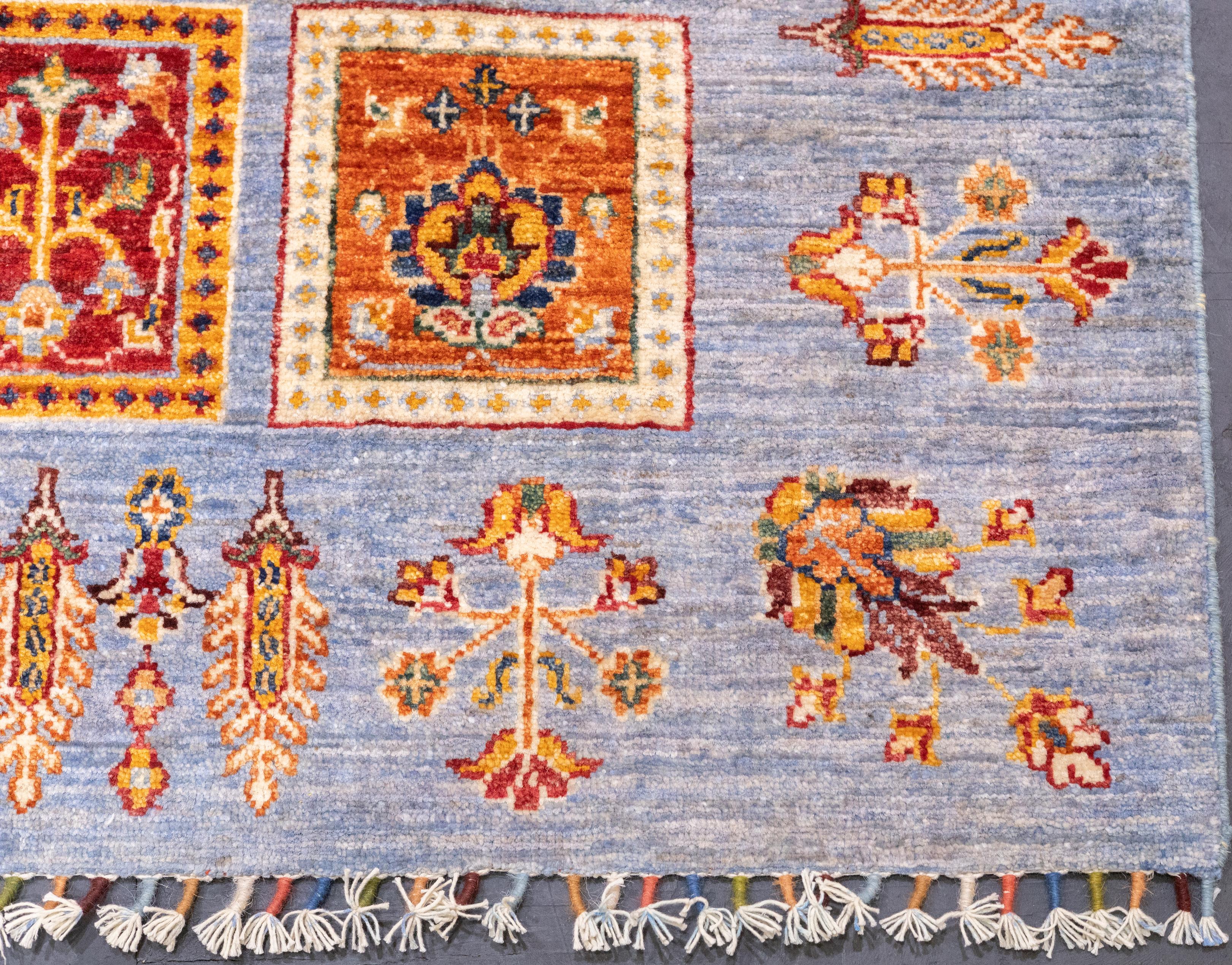 Gabbeh Teppich 4'2'' x 5'9'' (21. Jahrhundert und zeitgenössisch) im Angebot