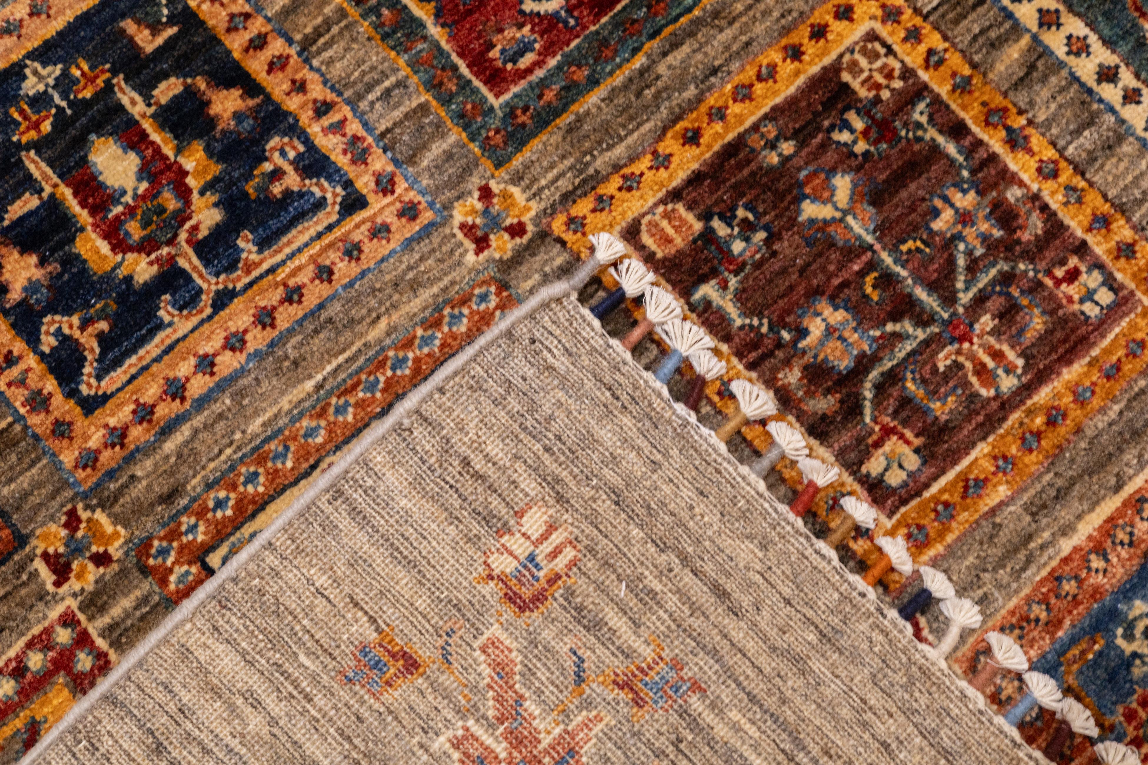 Gabbeh Rug 6'10'' x 9'11'' im Angebot 3