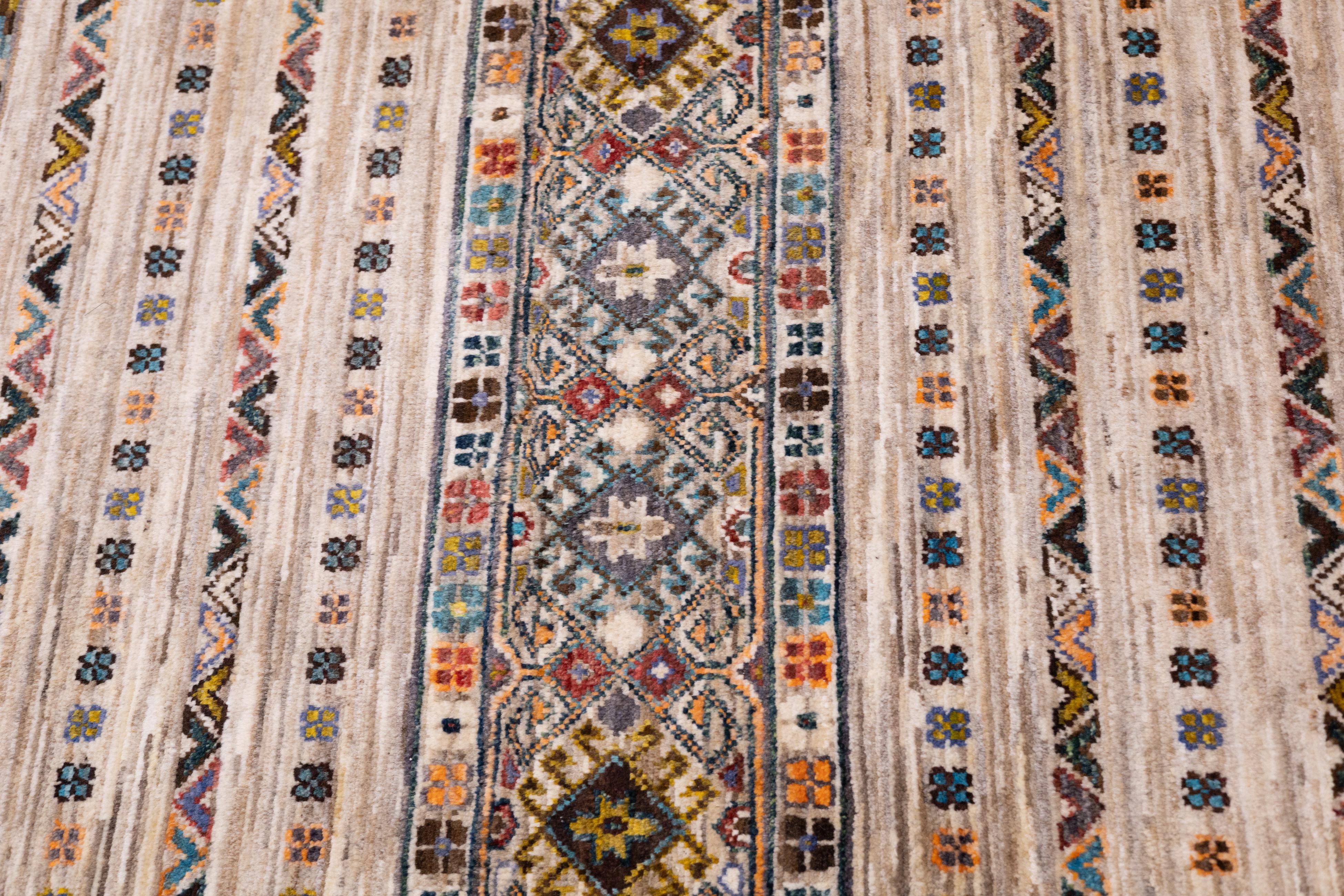 Gabbeh Teppich 6'8'' x 9'9'' im Angebot 1
