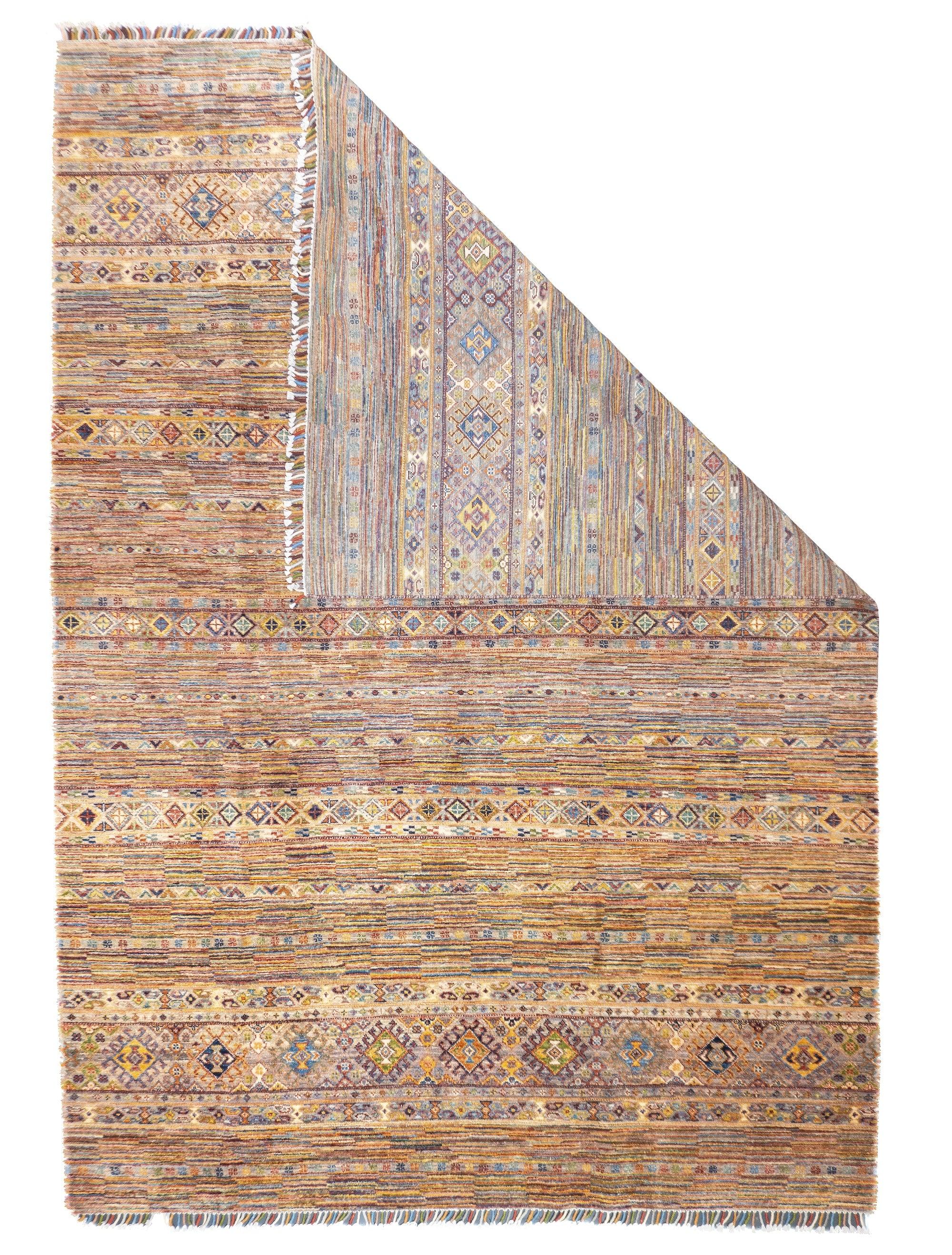 Gabbeh-Teppich 6'9'' x 9'9''. Wollflorteppiche, in der Regel in Form von Streuteppichen, die von den Gaschghai-Stämmen in Südwestpersien (Provinz Fars) gewebt werden, in mäßiger Knüpfung, einfachen Geometrien und schattenlosen Farben. Ab etwa 1900.