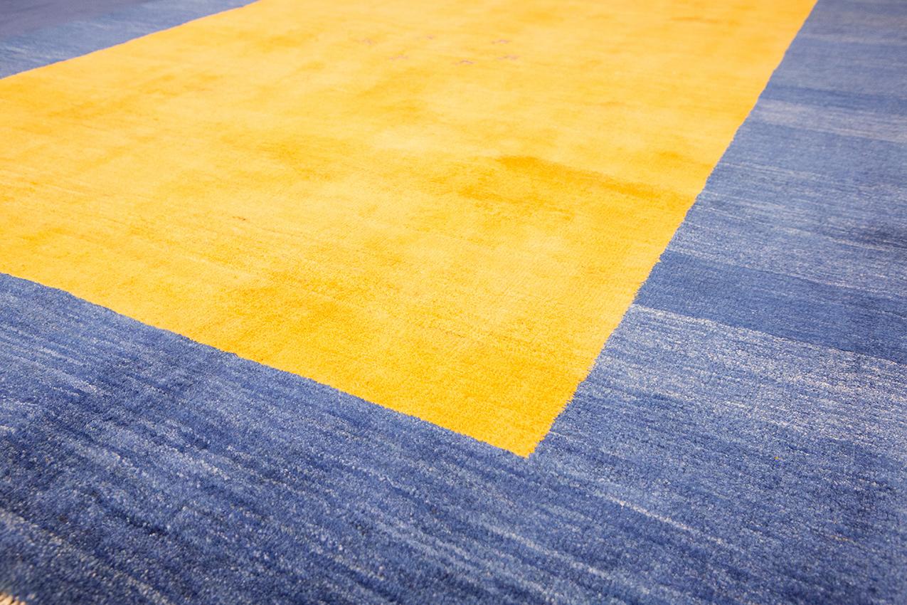 Gabbeh-Teppich Minimalistisches Design Blau&Gelb im Zustand „Hervorragend“ im Angebot in Ferrara, IT