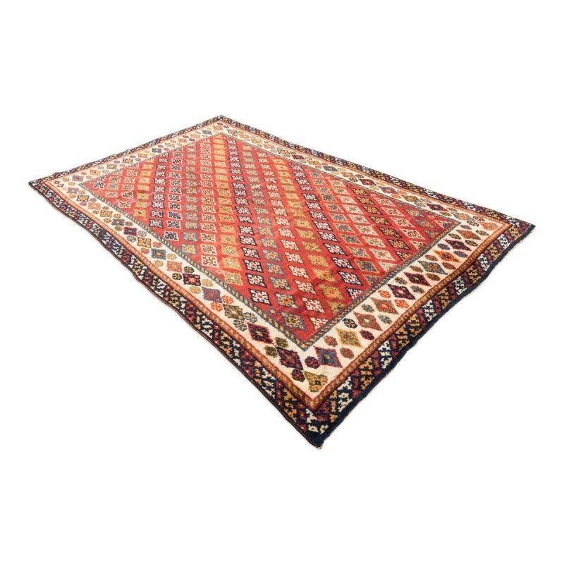 Gabbeh design circa 1900. Measuring 2.70 x 1.65 m.
- Exemplary Classic design rug representing tradition and textile art.
- This rug was certainly not made for commercial purposes but for use and enjoyment of oneself.
- Hence, this type of rugs