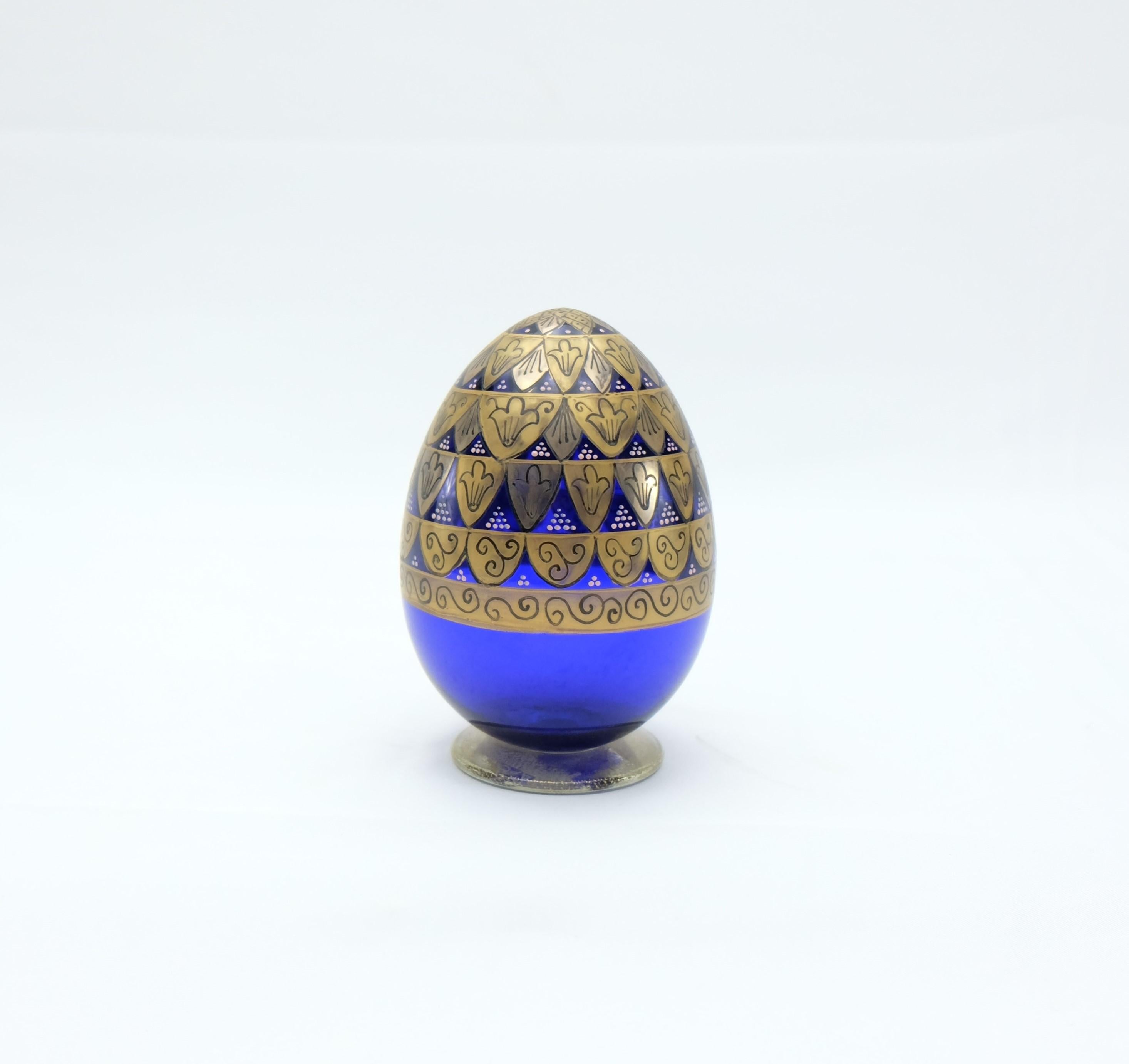 Late 20th Century Gabbiani Murano Glass Cobalt Blue Eggs Italy For Sale