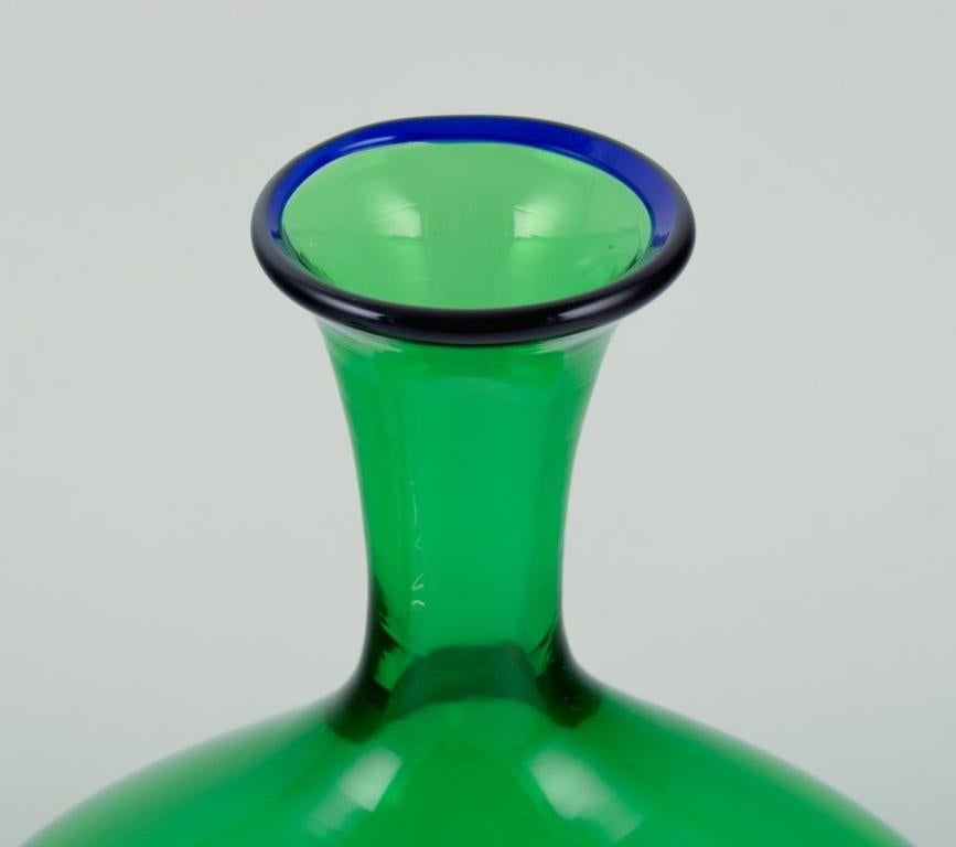 Art Glass Gabbiani, Venice, Italy. Green art glass decanter with matching stopper. 1980s.  For Sale