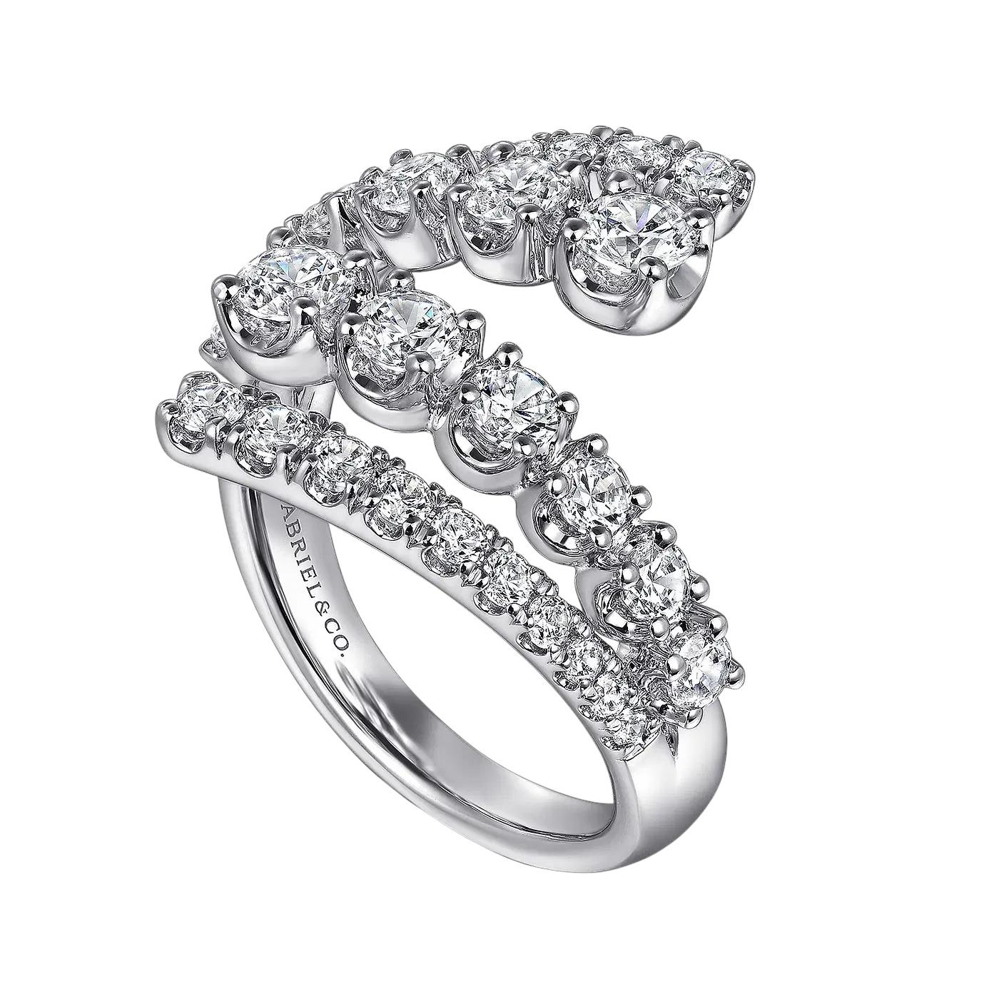 Gabriel 14k Weißgold Double Row 1,48 Karat Diamant Bypass Damenring (Rundschliff) im Angebot
