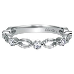 Gabriel and Co Scalloped White Gold Diamond Band with Open Weave