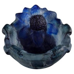 GABRIEL ARGY-ROUSSEAU (1885-1963), France. Small bowl in blue art glass.