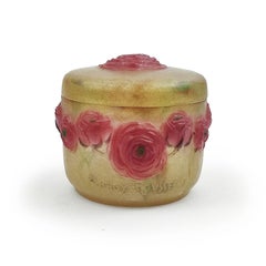 Gabriel Argy-Rousseau, Boîte couverte "Roses ou boutons d'or", Designée en 1921