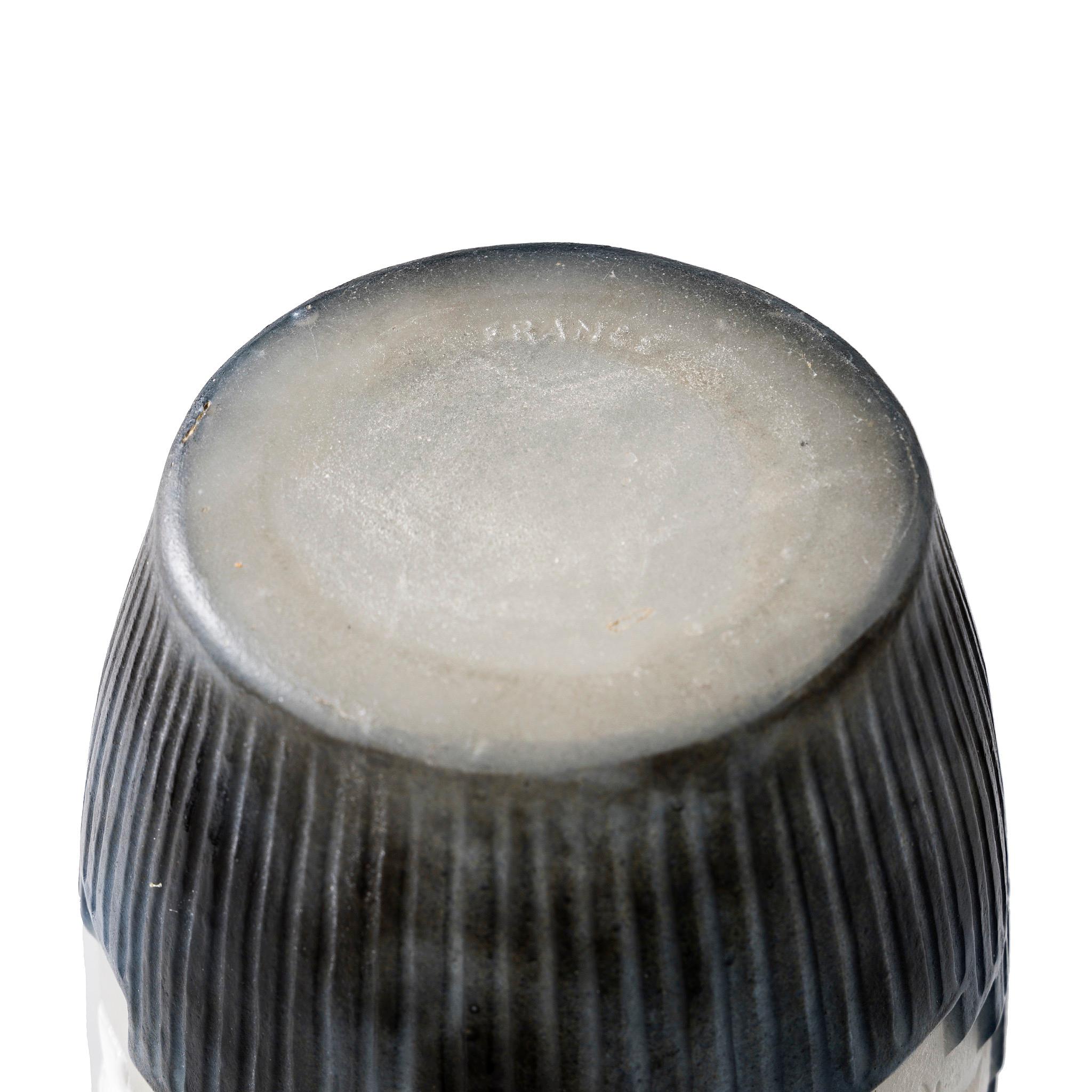 XX secolo Gabriel Argy-Rousseau “Les palombes” Pâte de Verre Glass Vase in vendita