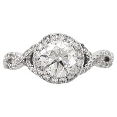 Anillo de compromiso cruzado con diamantes redondos talla brillante Gabriel & Co. de 0,90 quilates