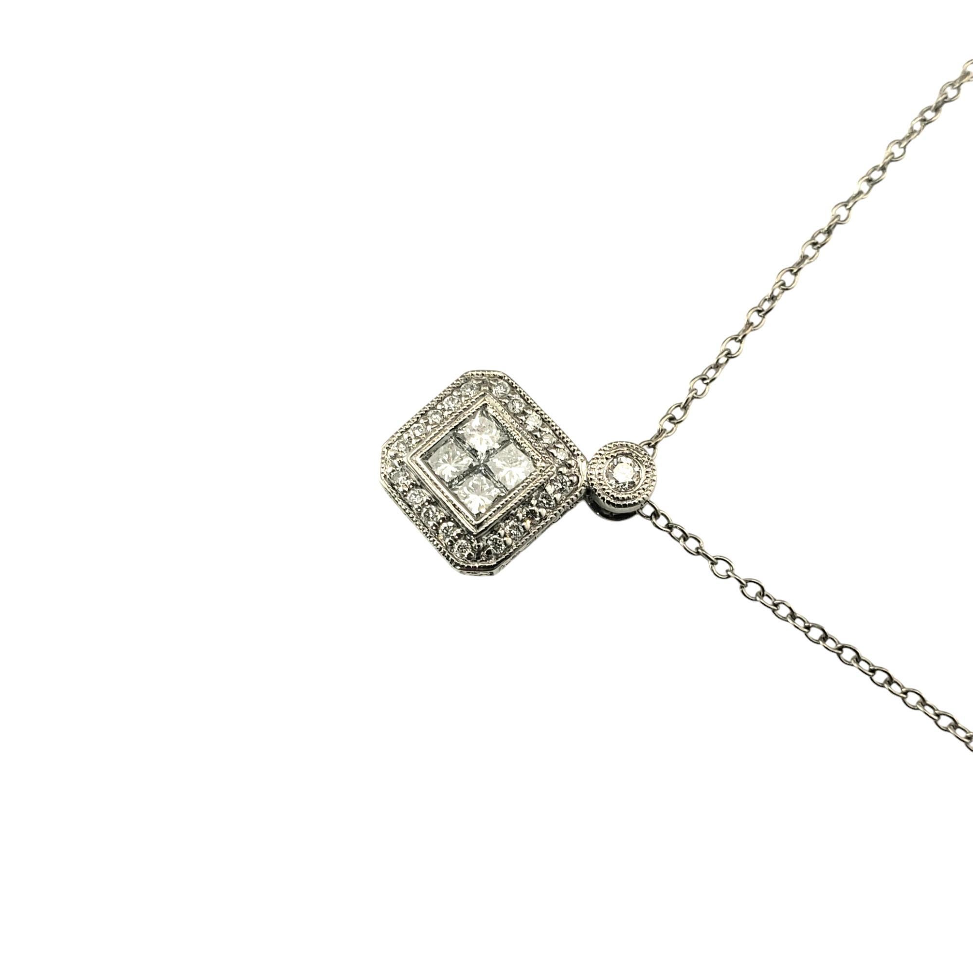 Contemporaneo Gabriel & Co. Collana con ciondolo di diamanti in oro bianco 14 carati #20713 in vendita