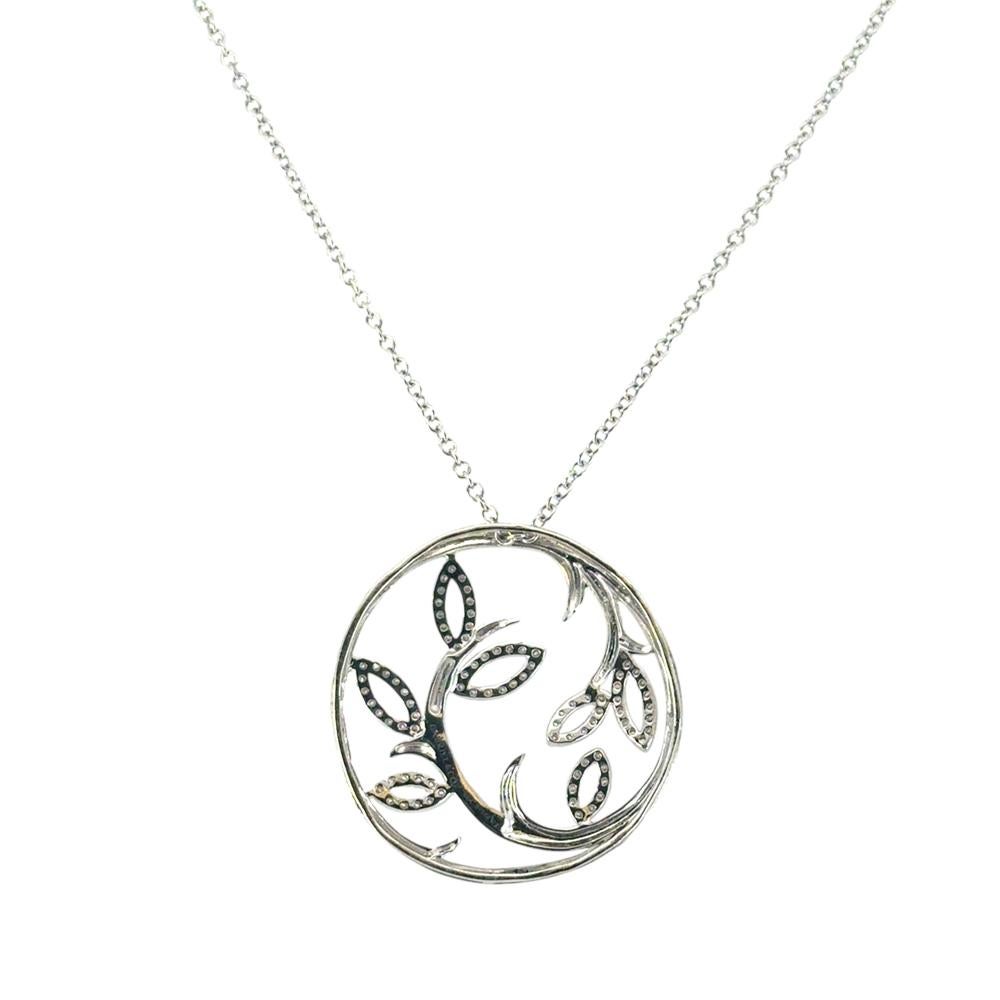 Gabriel & Co. Collier pendentif feuille de mode en or blanc 14 carats avec diamants 0,33 carat en vente 1