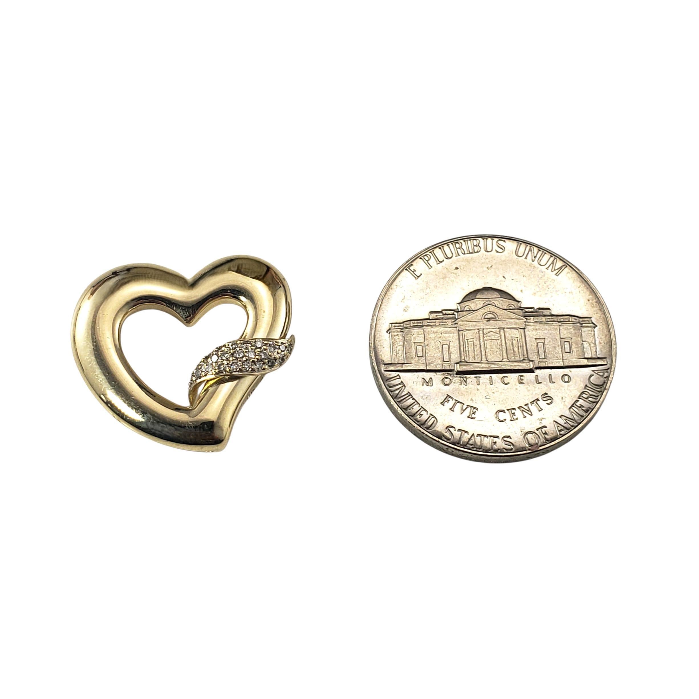 Gabriel & Co. Ciondolo a cuore aperto con diamante in oro giallo 14K #23401 In condizioni buone in vendita a Washington Depot, CT