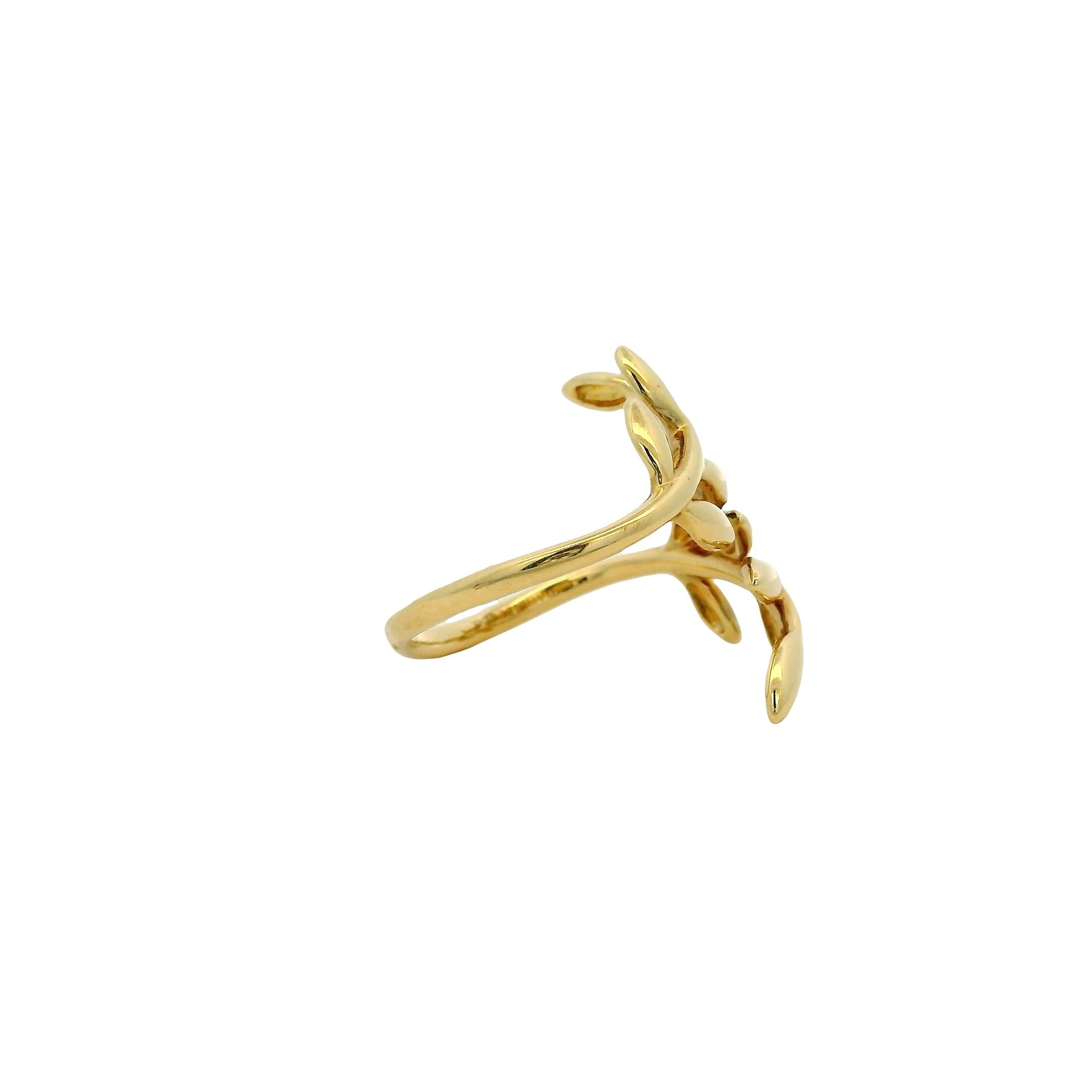 Donna Gabriel & Co. Anello Bypass con Foglia d'Olivo in oro giallo 14k in vendita